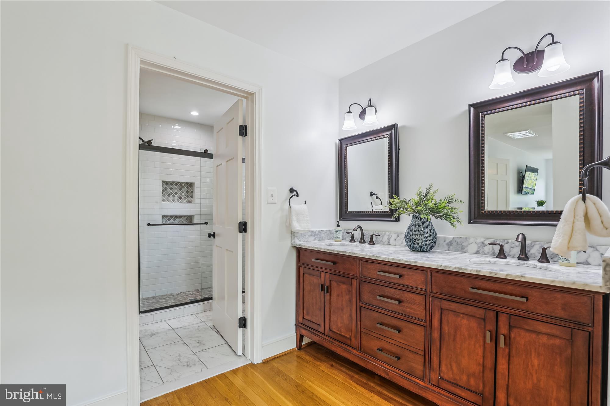 BALLANTRAE - Residential