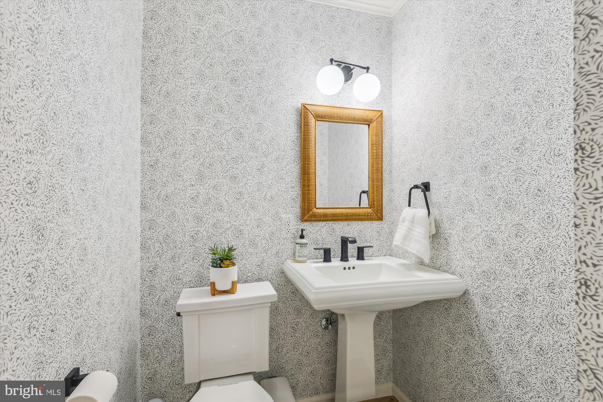 BALLANTRAE - Residential