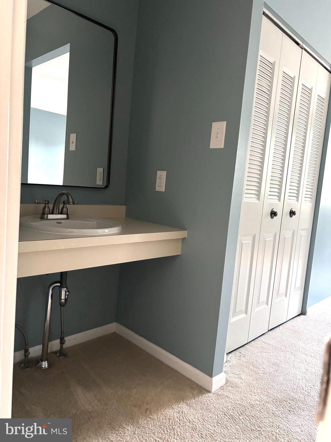 COVERED BRIDGE CRO - Residential Lease