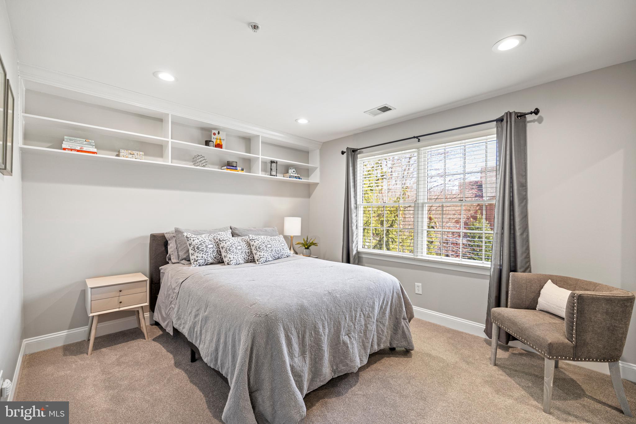 PINEY GLEN VILLAGE - Residential