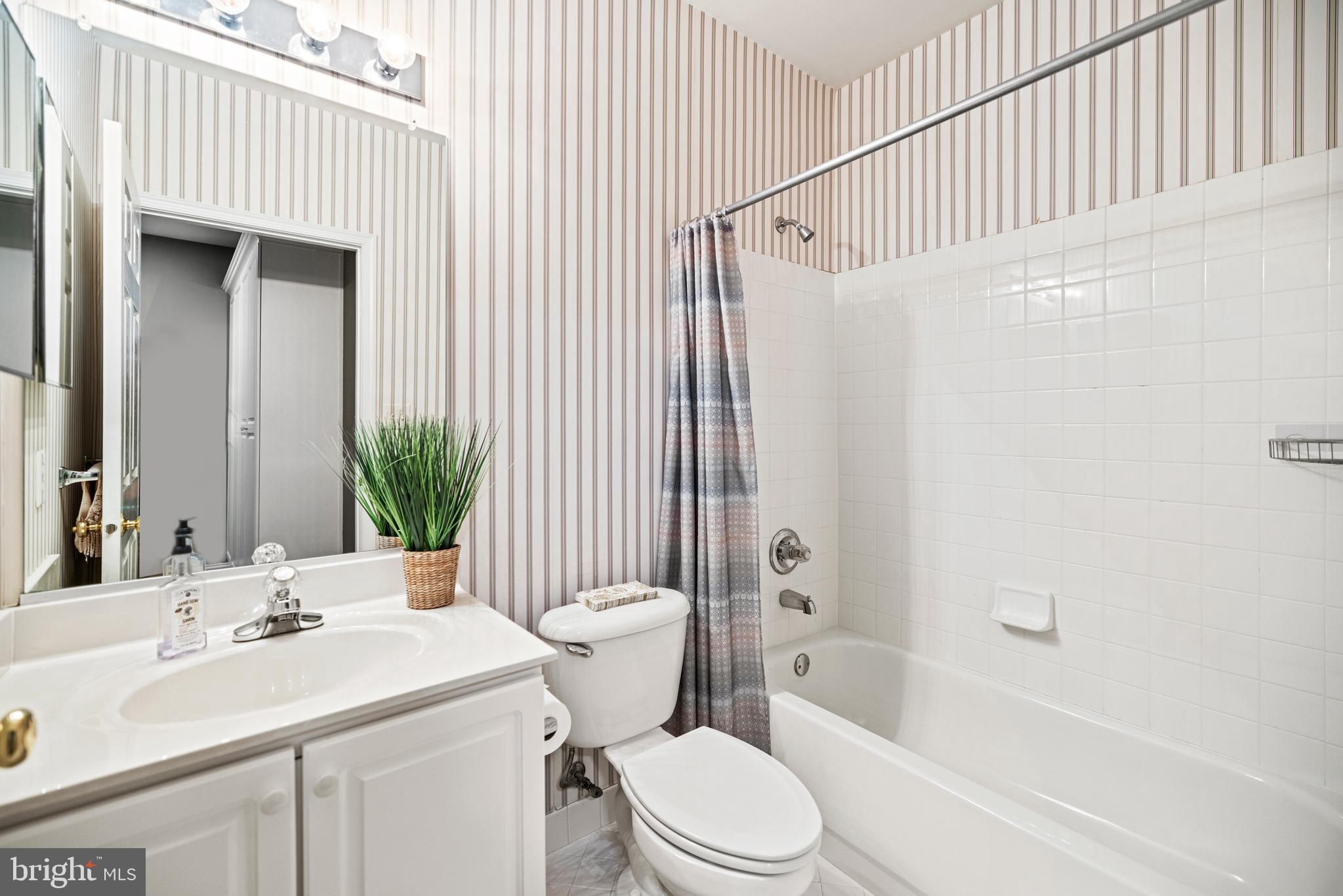 PINEY GLEN VILLAGE - Residential