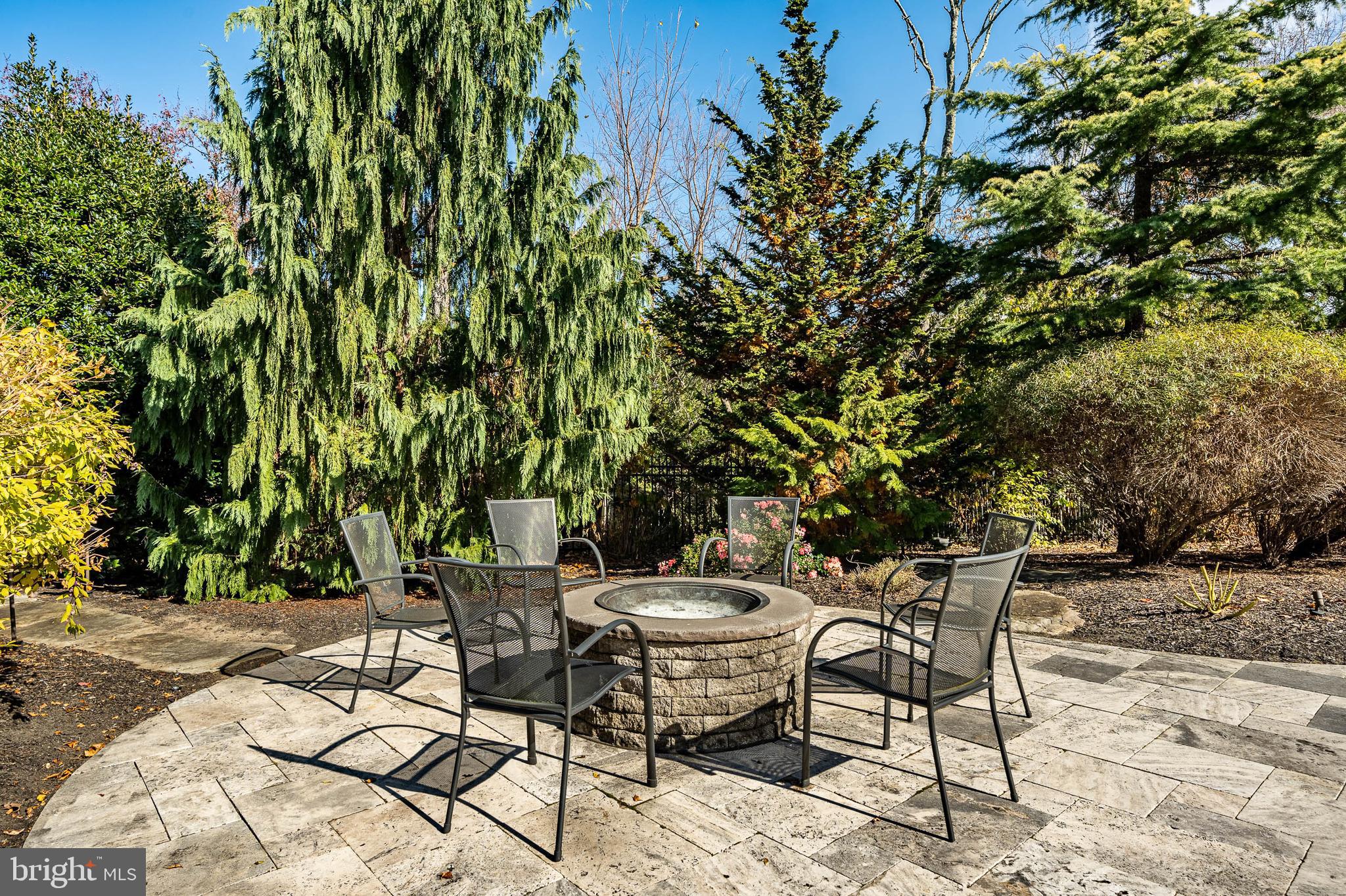 ESTS AT WINDLESTRA - Residential