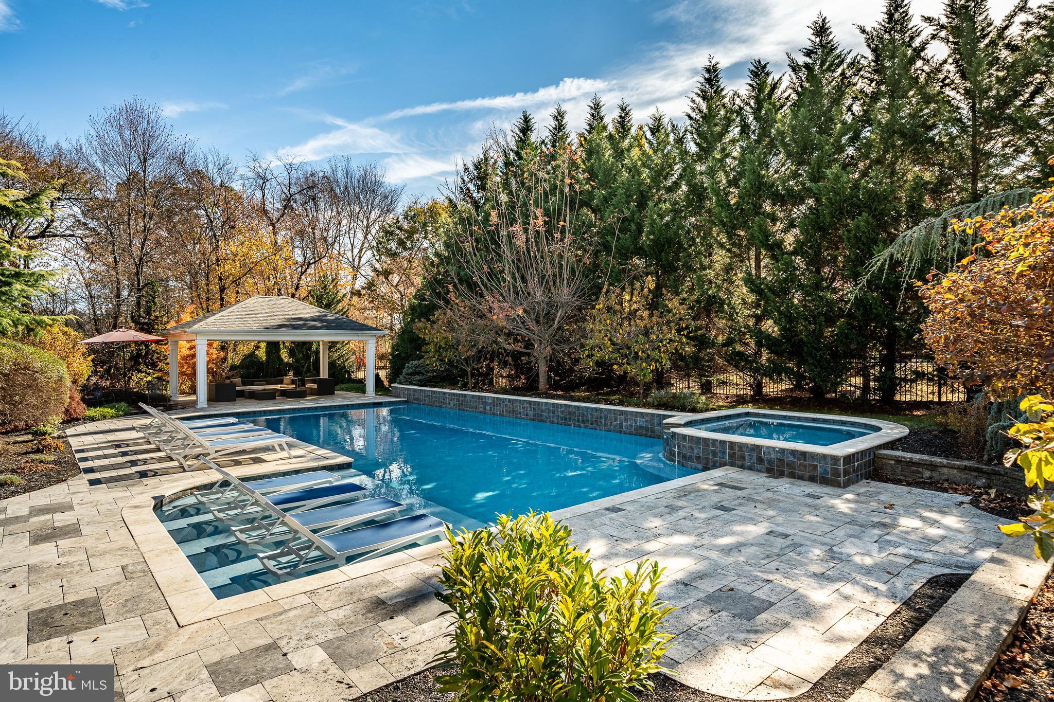 ESTS AT WINDLESTRA - Residential