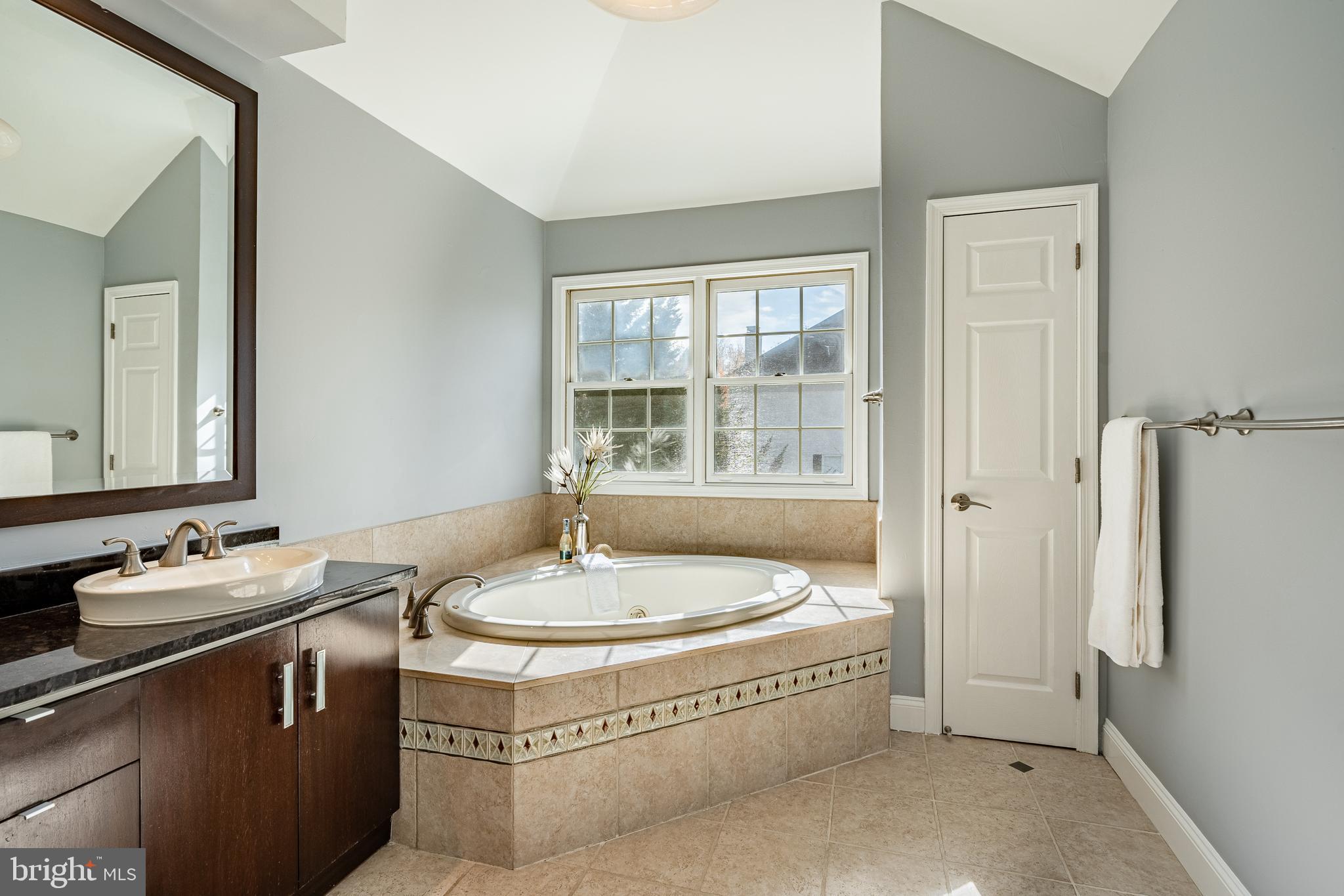 ESTS AT WINDLESTRA - Residential