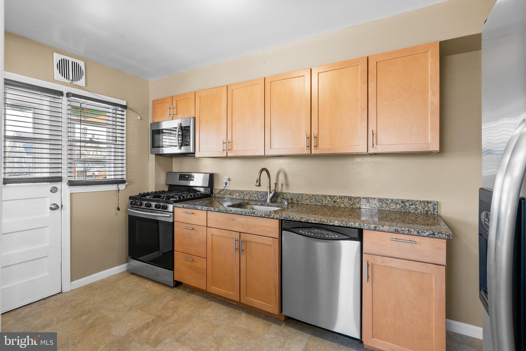 EASTWOOD - Residential