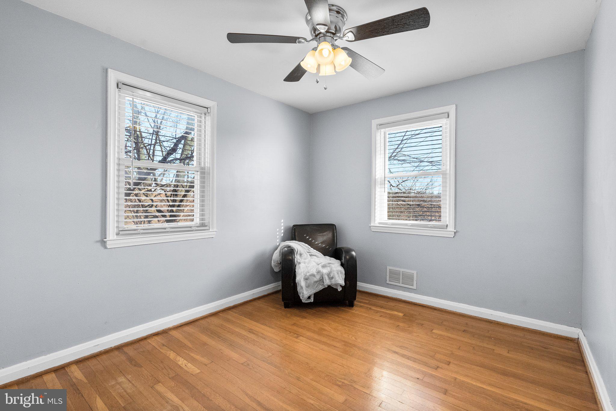 EASTWOOD - Residential