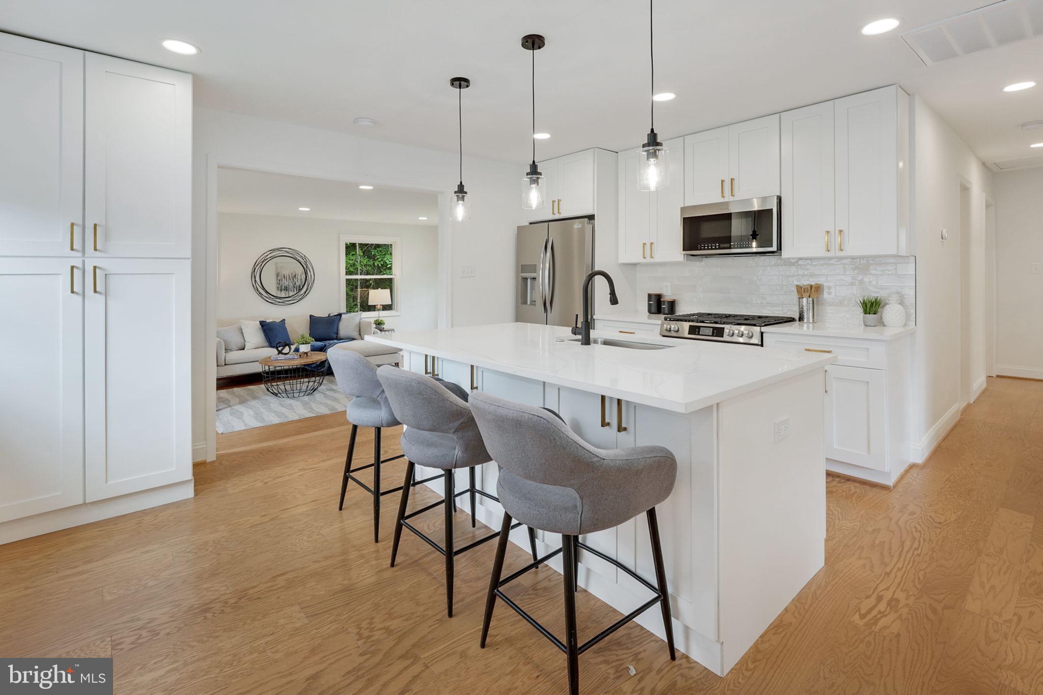 DALE CITY - Residential Lease