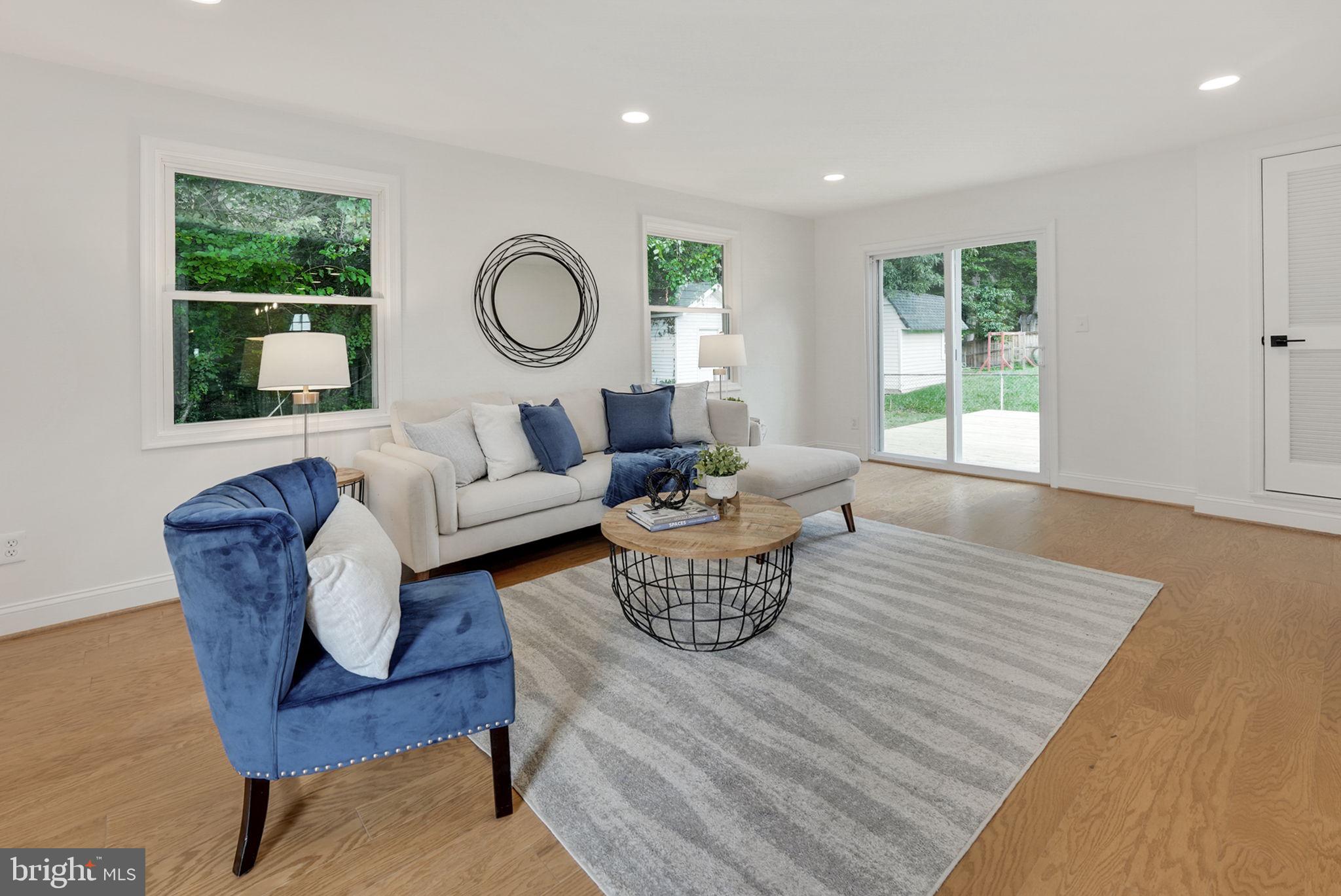 DALE CITY - Residential Lease