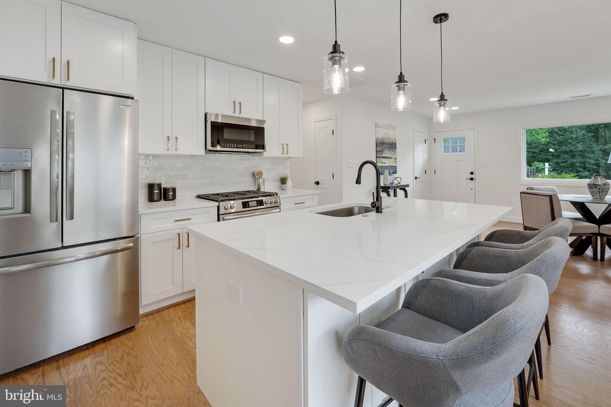 DALE CITY - Residential Lease