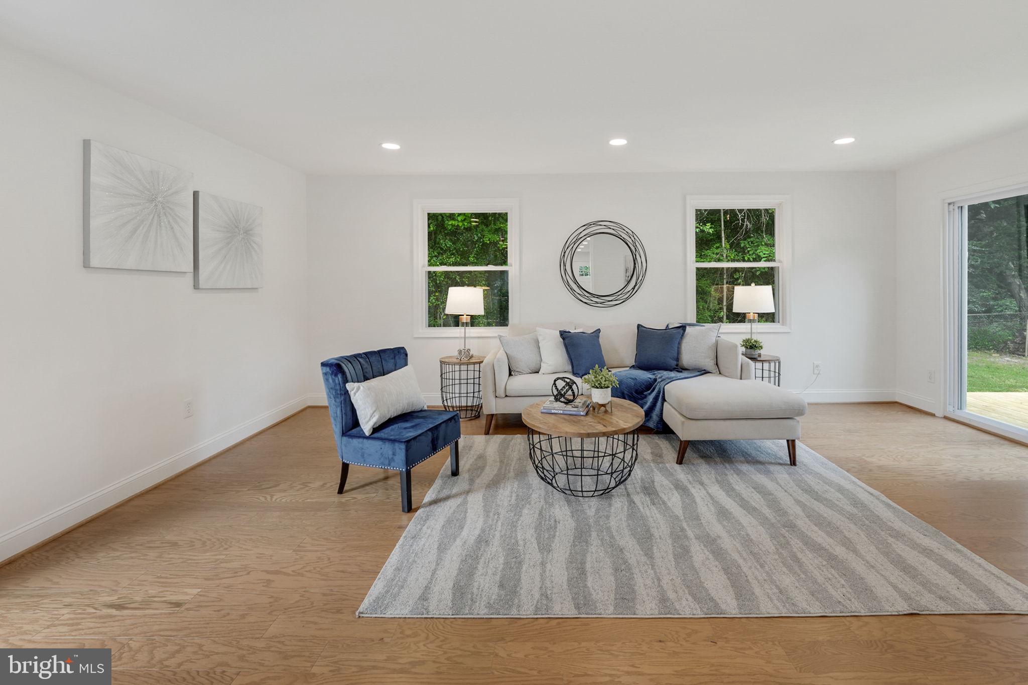 DALE CITY - Residential Lease