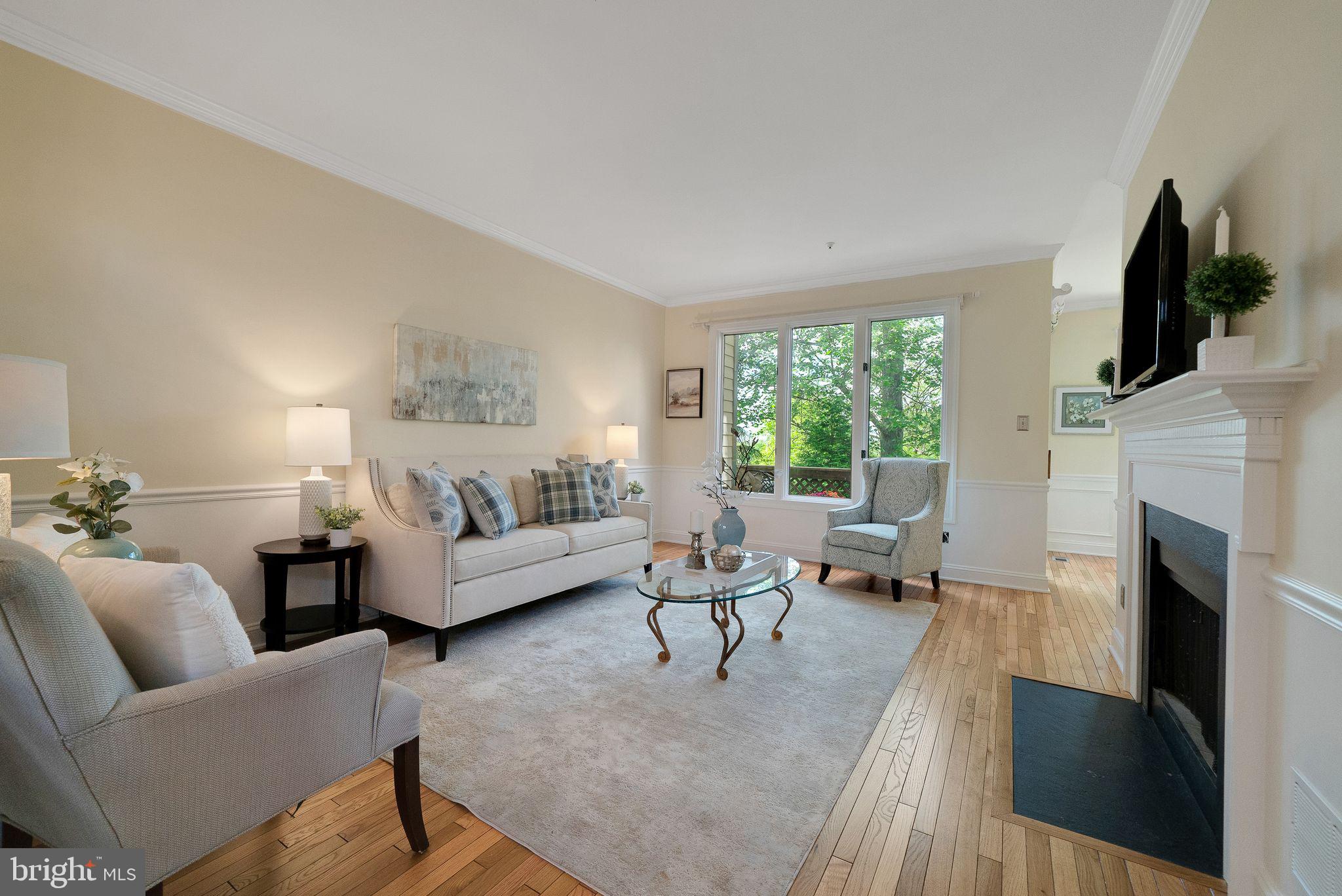 413 GLEN ARBOR COURT