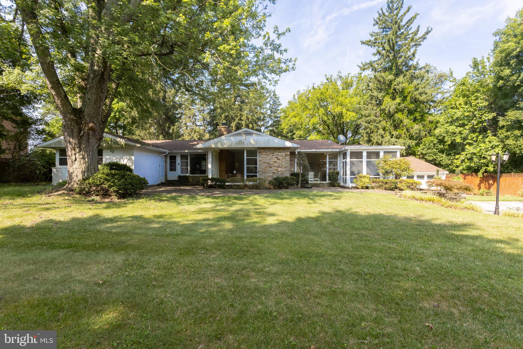 3403 OVERBROOK ROAD
