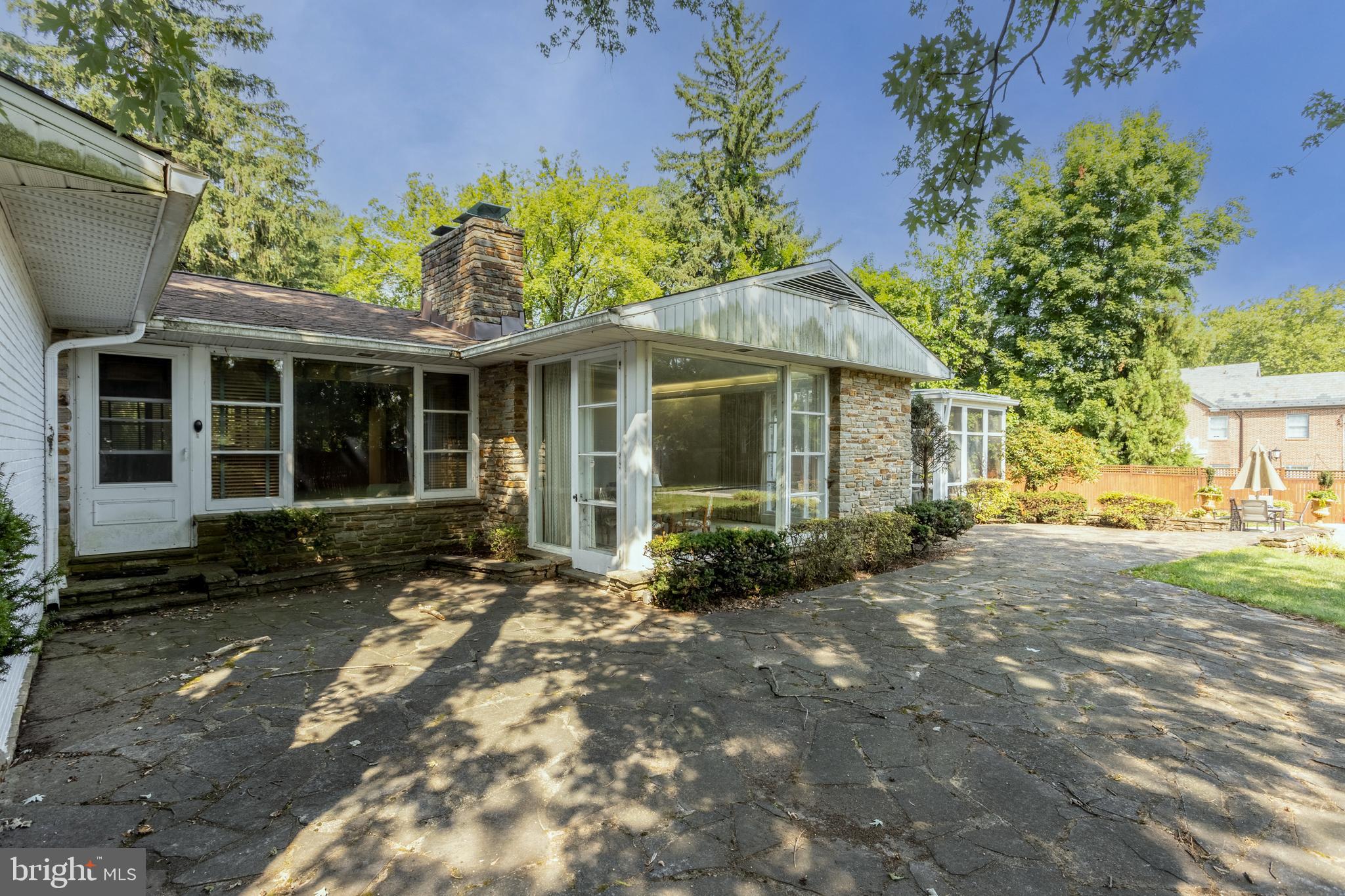 3403 OVERBROOK ROAD