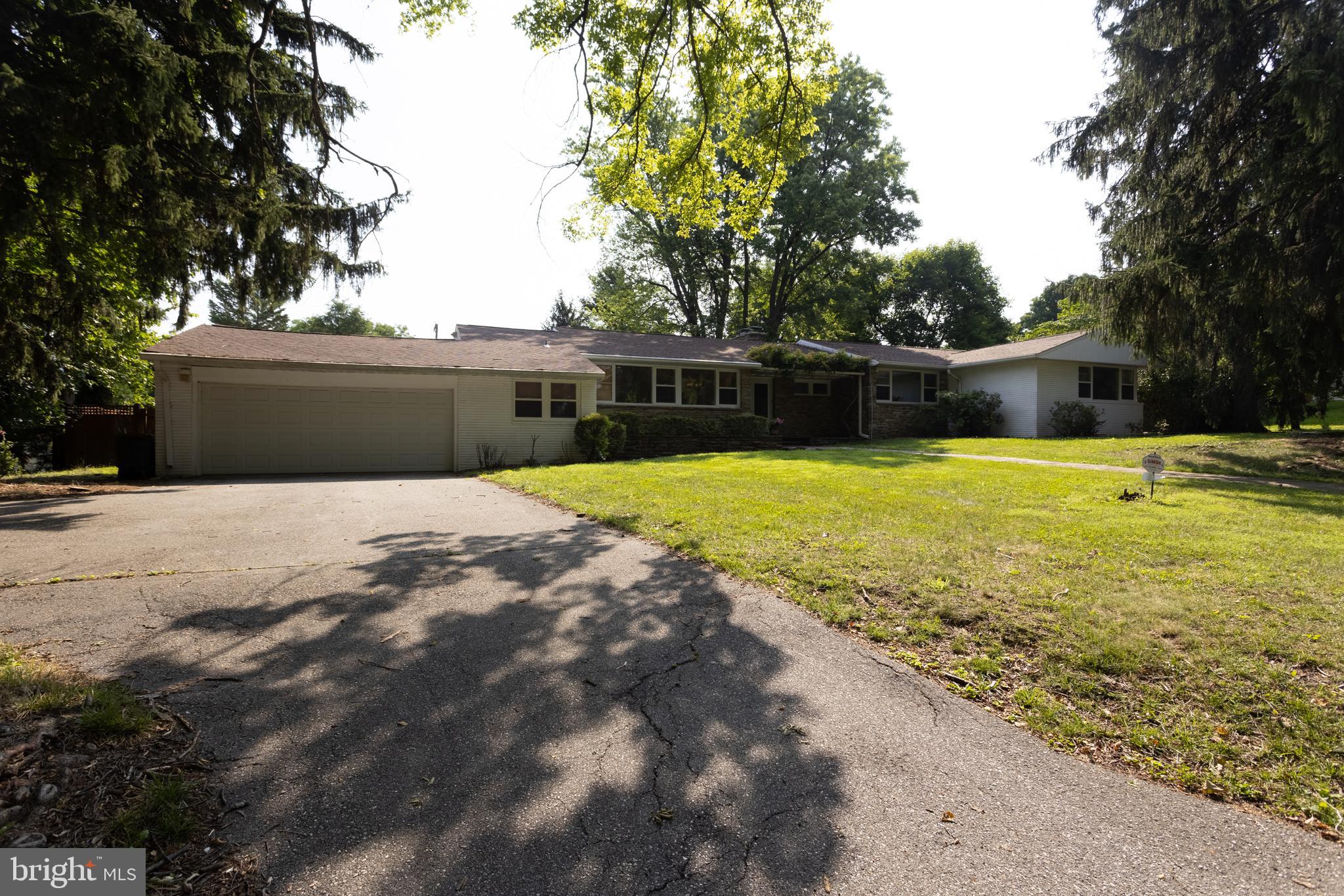 3403 OVERBROOK ROAD