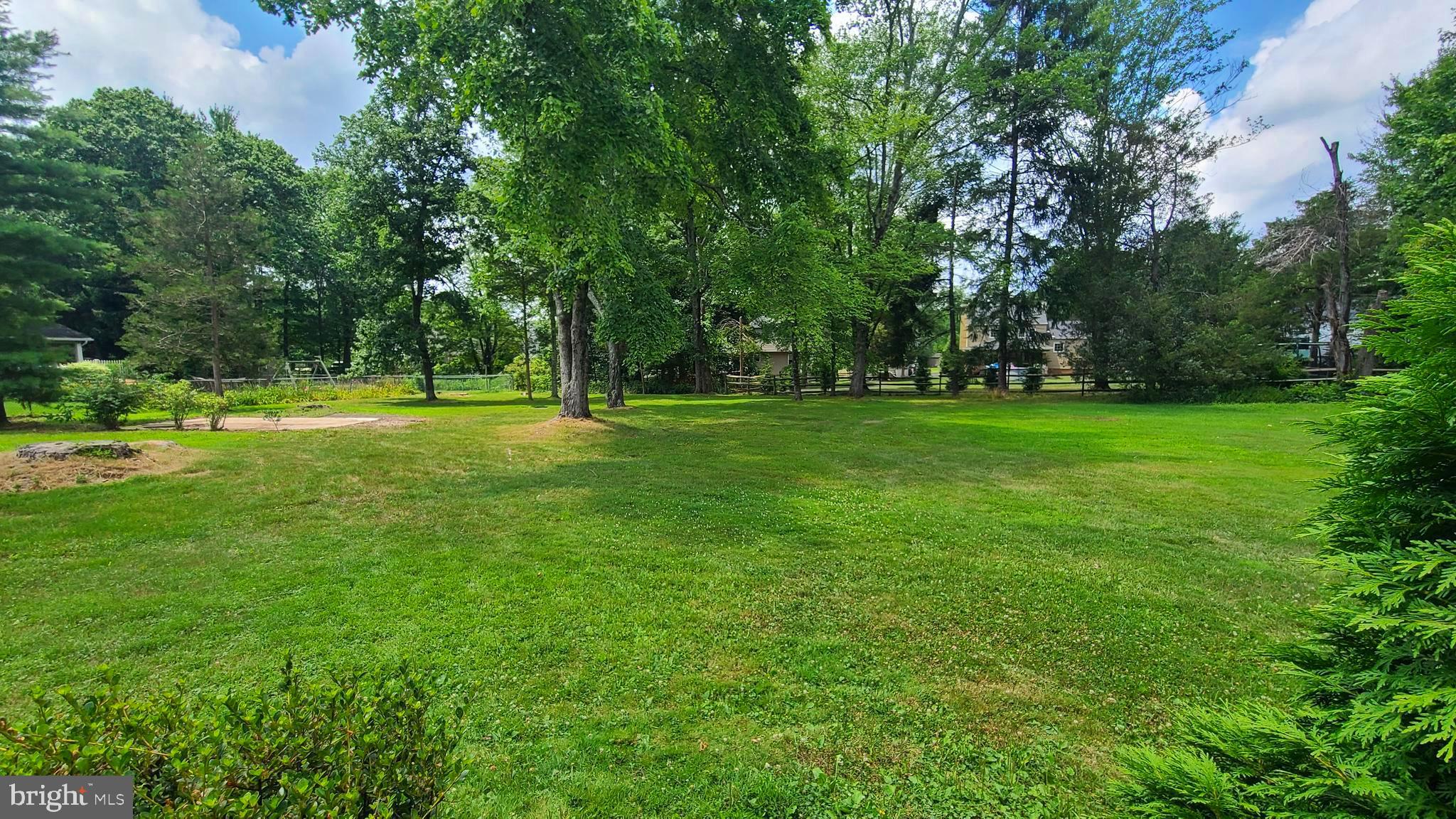 TOWER HILL WOODS - Residential