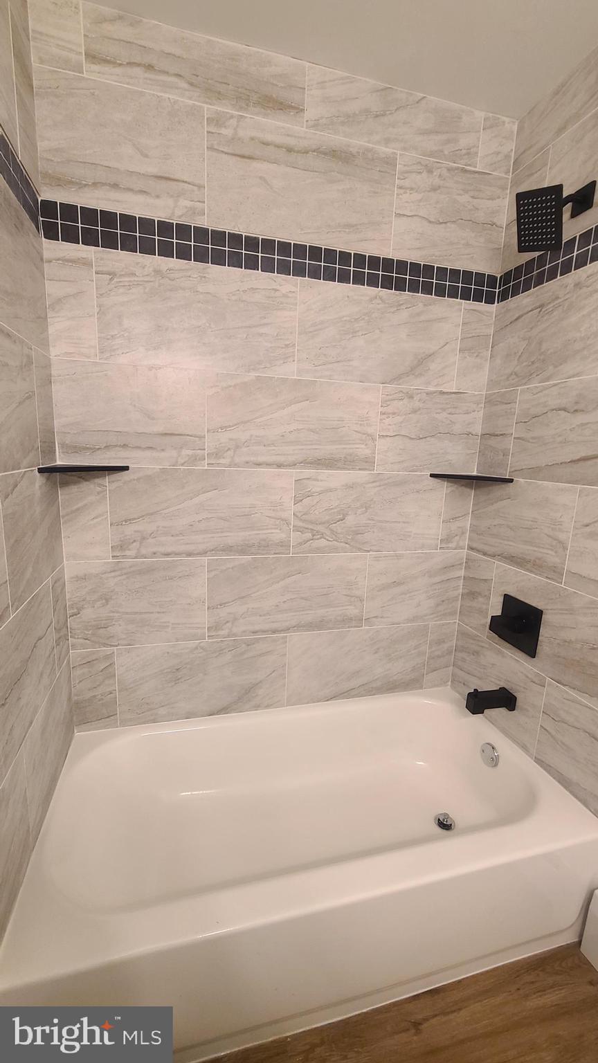 TOWER HILL WOODS - Residential