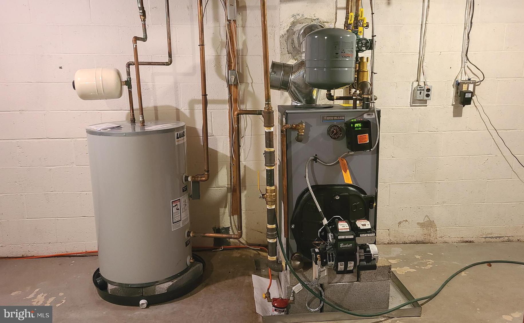 TOWER HILL WOODS - Residential