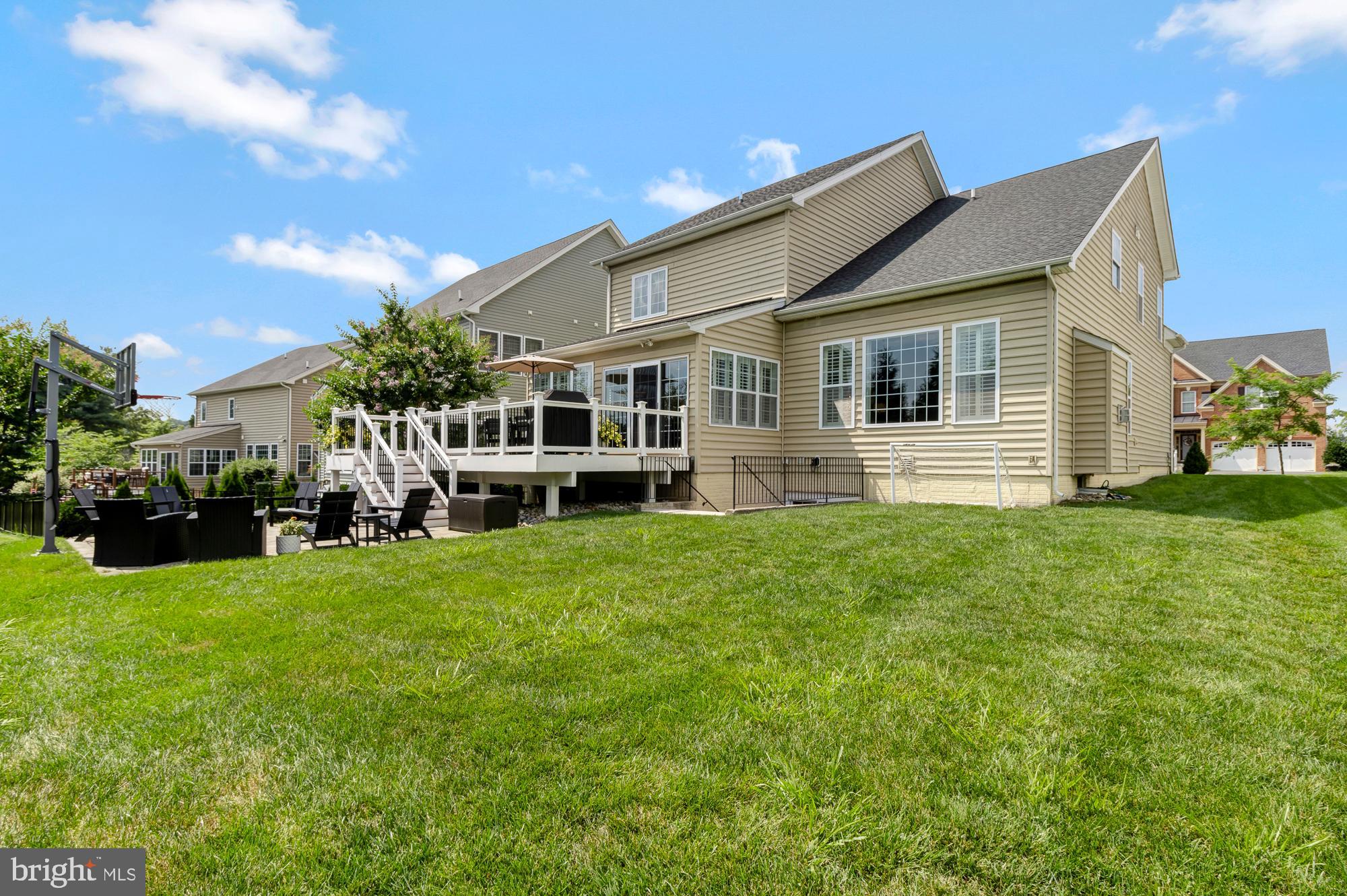 LAUREL RIDGE - Residential