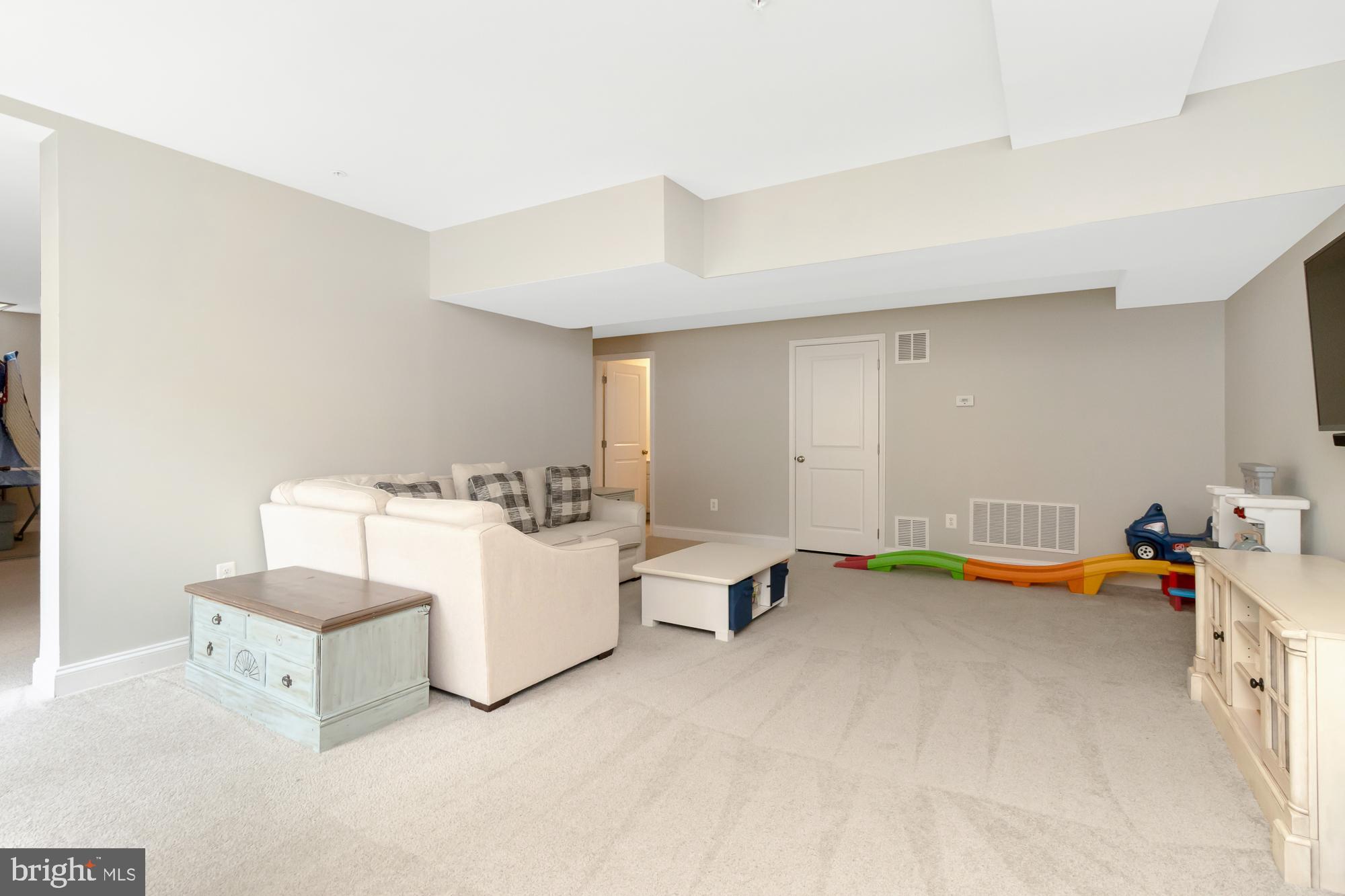 LAUREL RIDGE - Residential