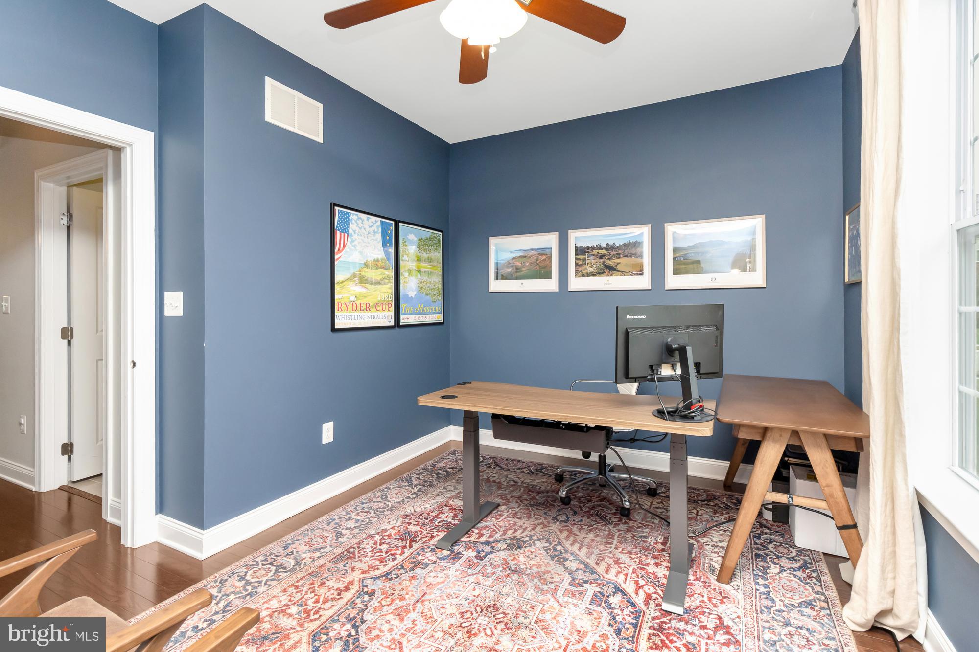 LAUREL RIDGE - Residential