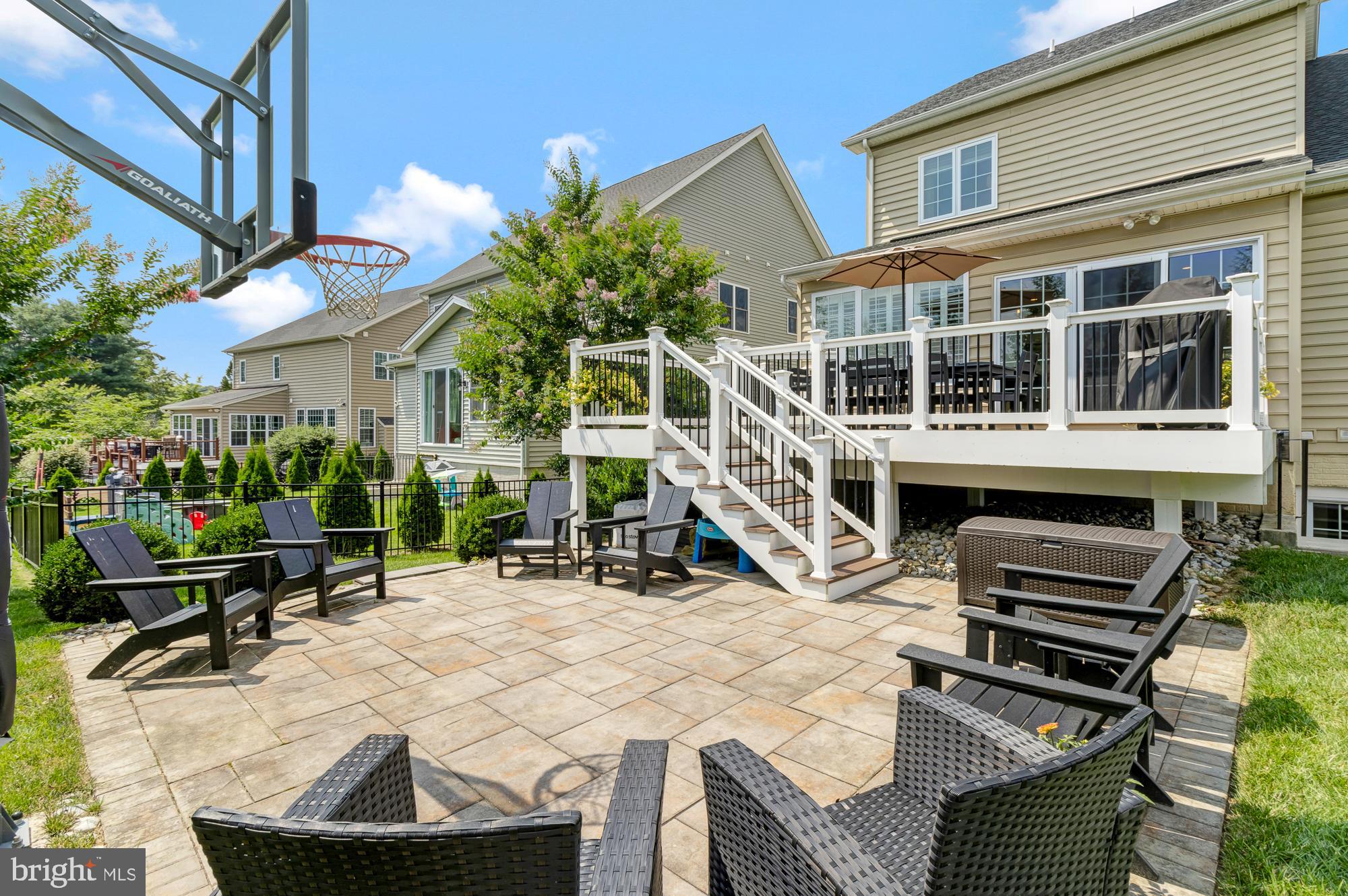 LAUREL RIDGE - Residential