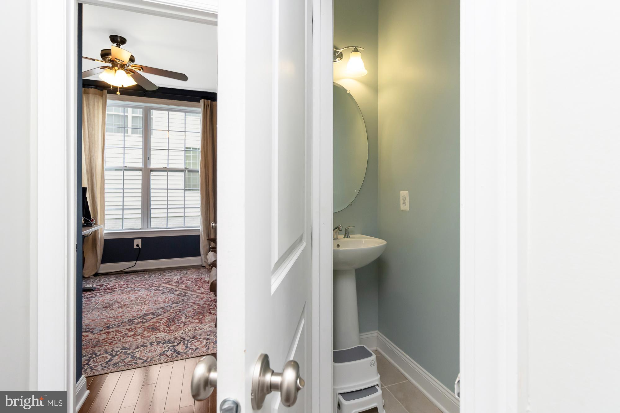 LAUREL RIDGE - Residential