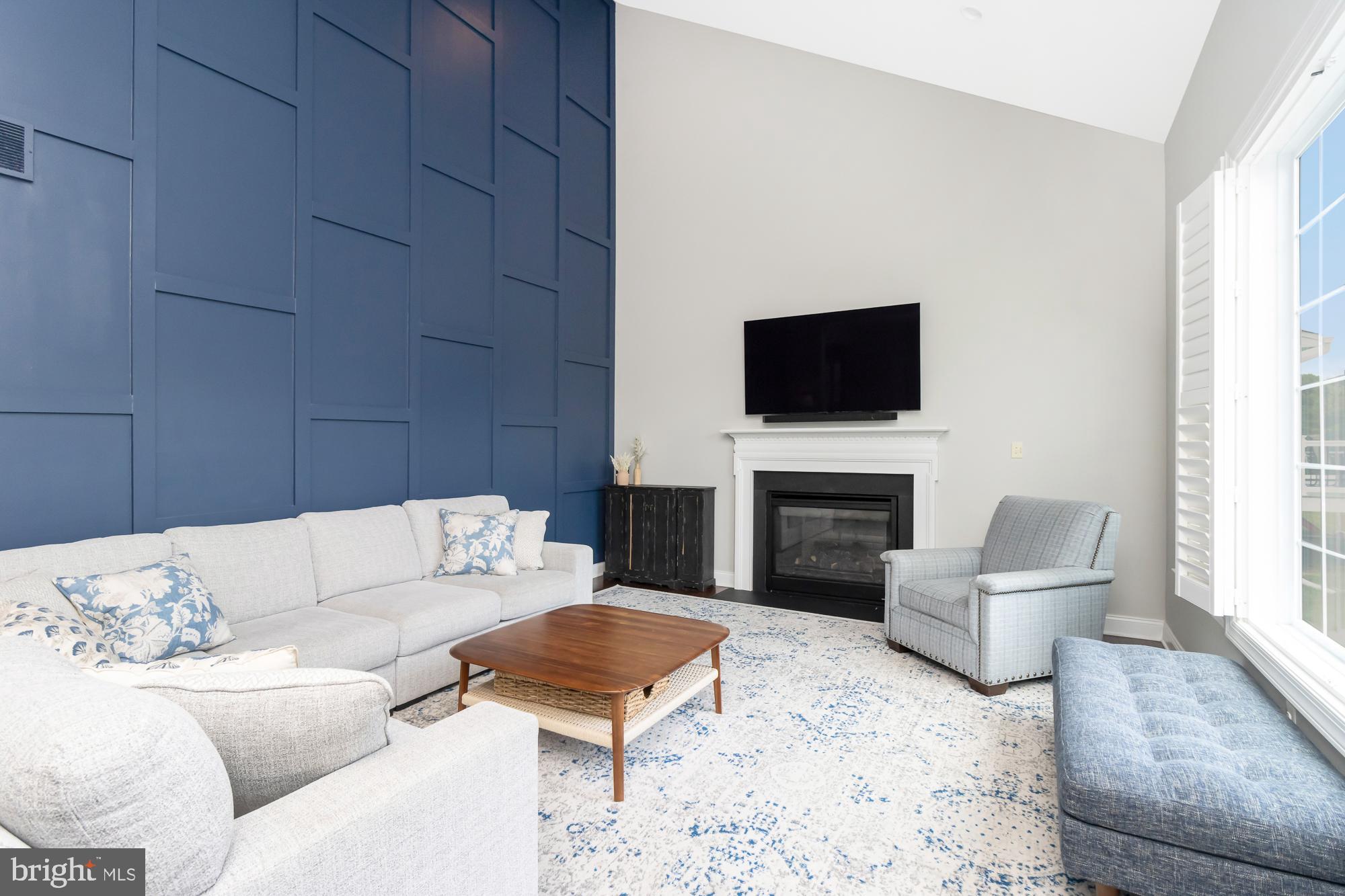 LAUREL RIDGE - Residential