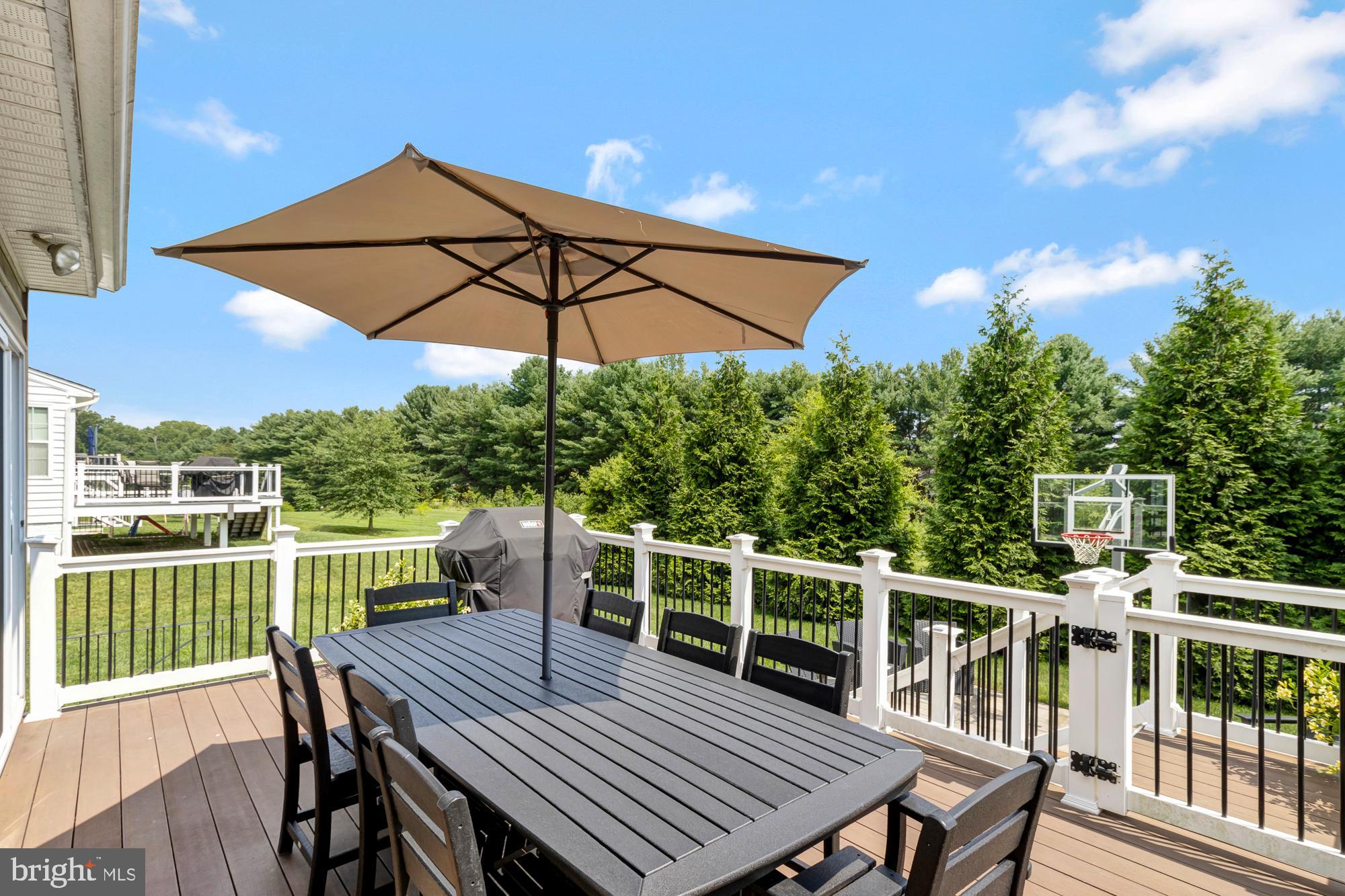 LAUREL RIDGE - Residential