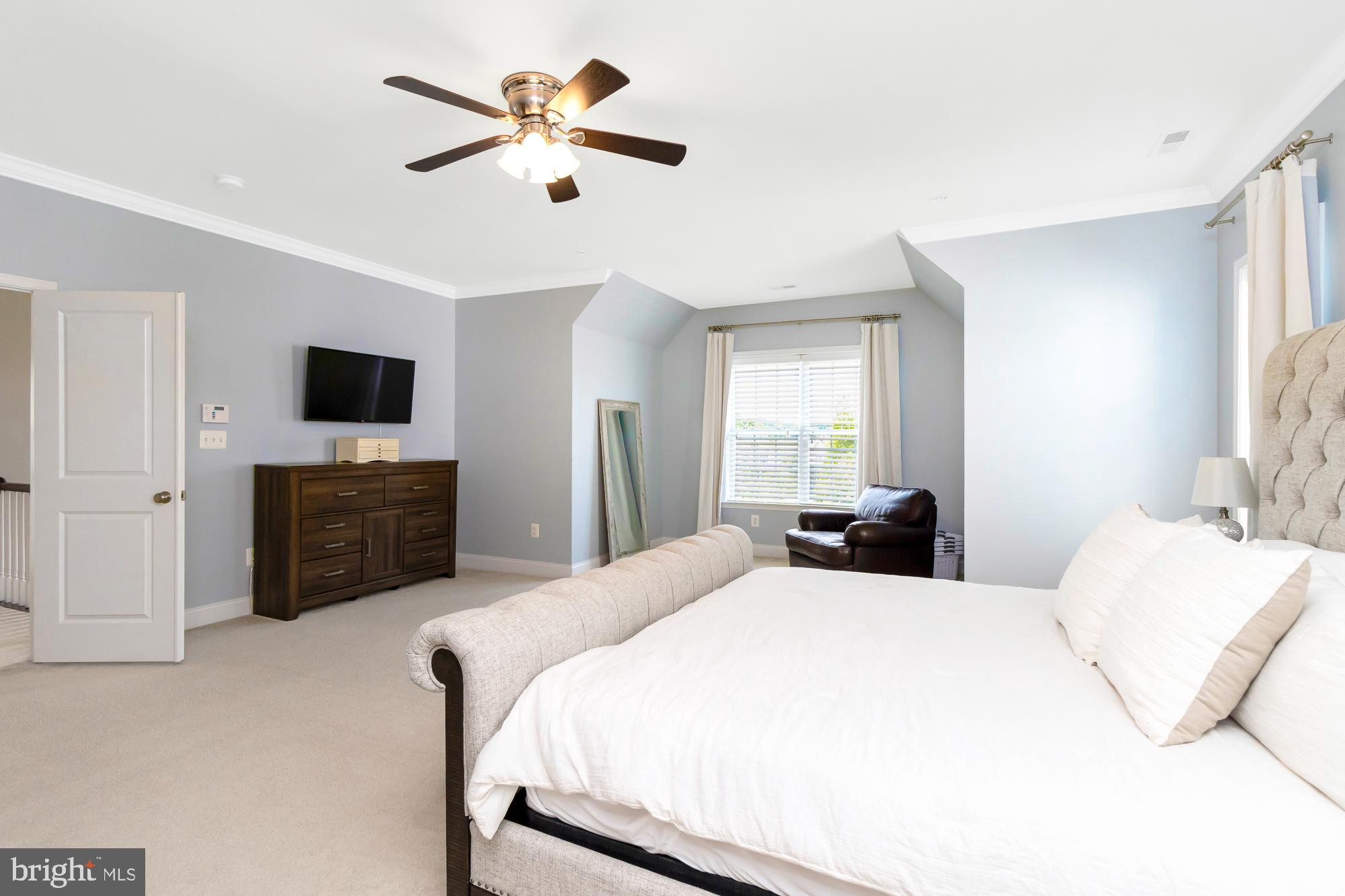 LAUREL RIDGE - Residential