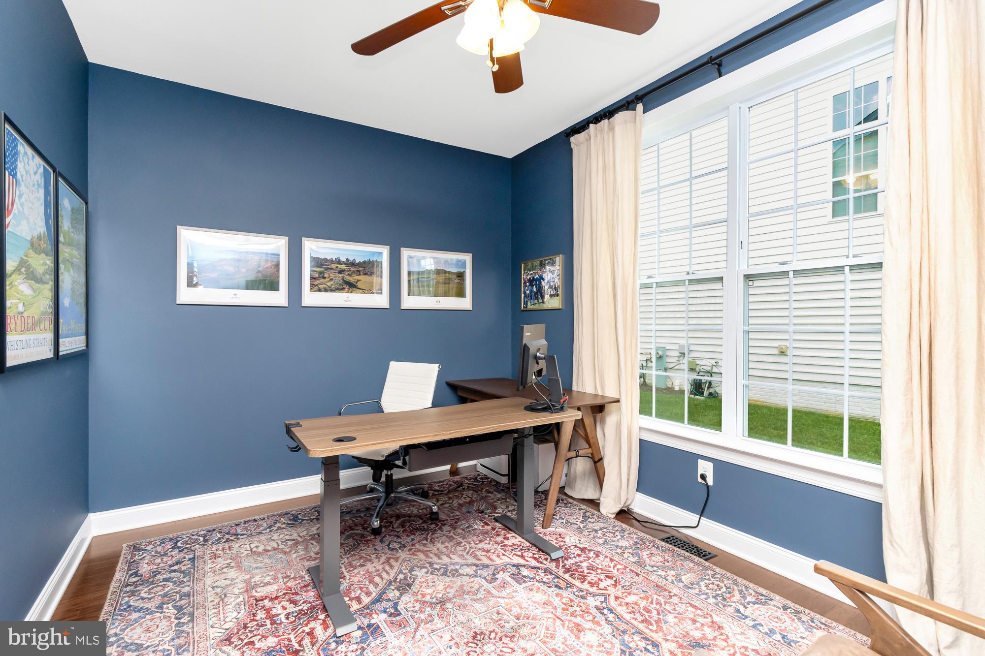 LAUREL RIDGE - Residential