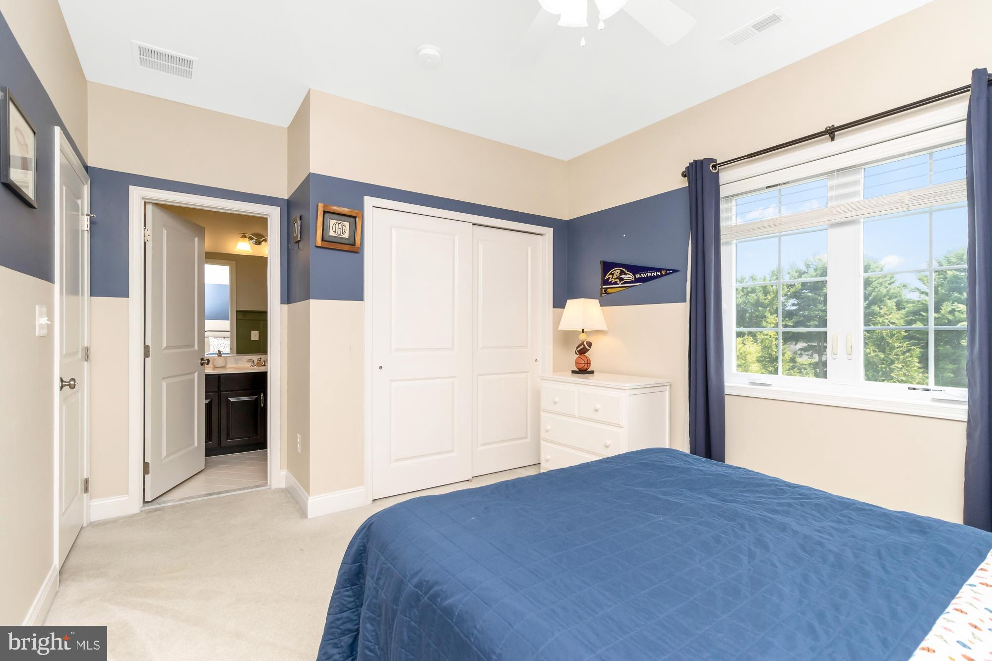 LAUREL RIDGE - Residential