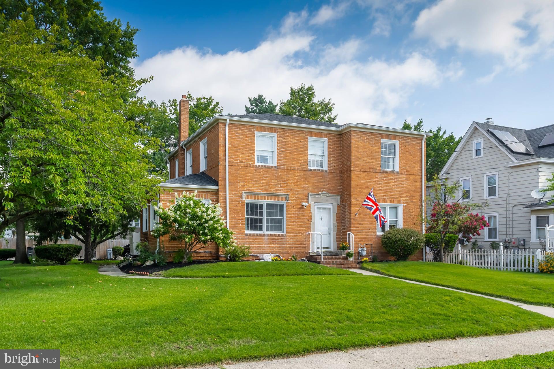 523 W BROAD STREET