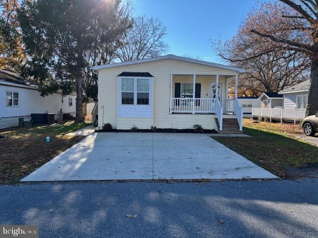 WHISPERING PINE MHP - Residential