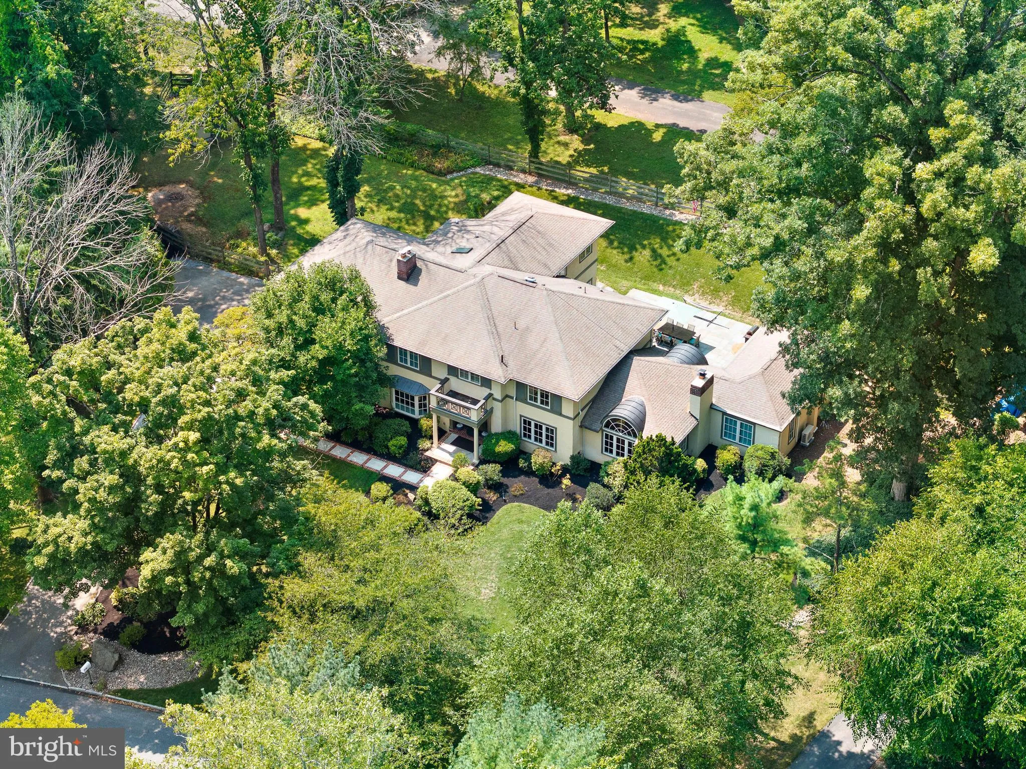 Wayne, Pennsylvania 19087, United States, 5 Bedrooms Bedrooms, ,5 BathroomsBathrooms,Residential,Pending,10893