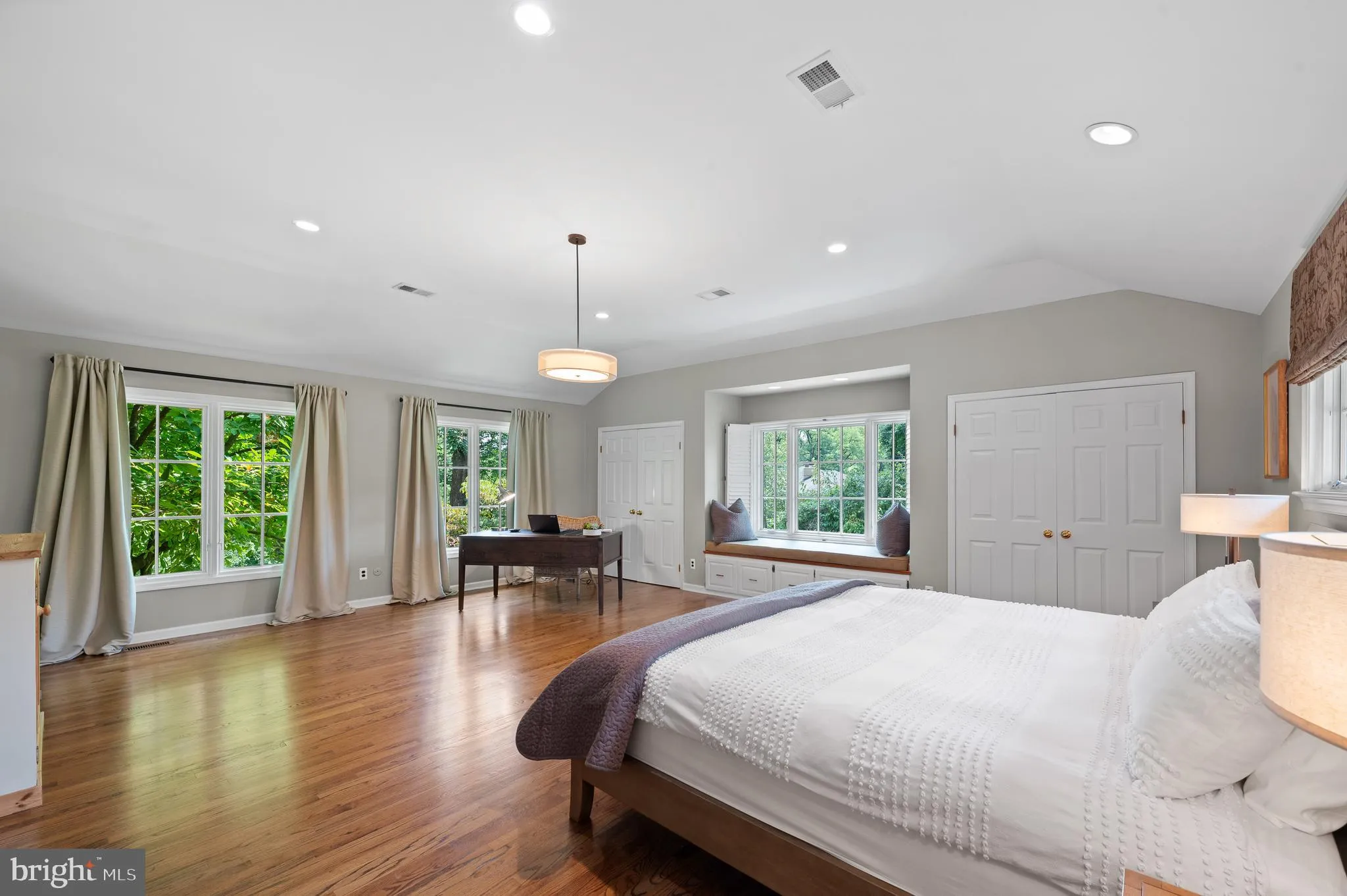 Wayne, Pennsylvania 19087, United States, 5 Bedrooms Bedrooms, ,5 BathroomsBathrooms,Residential,Pending,10893