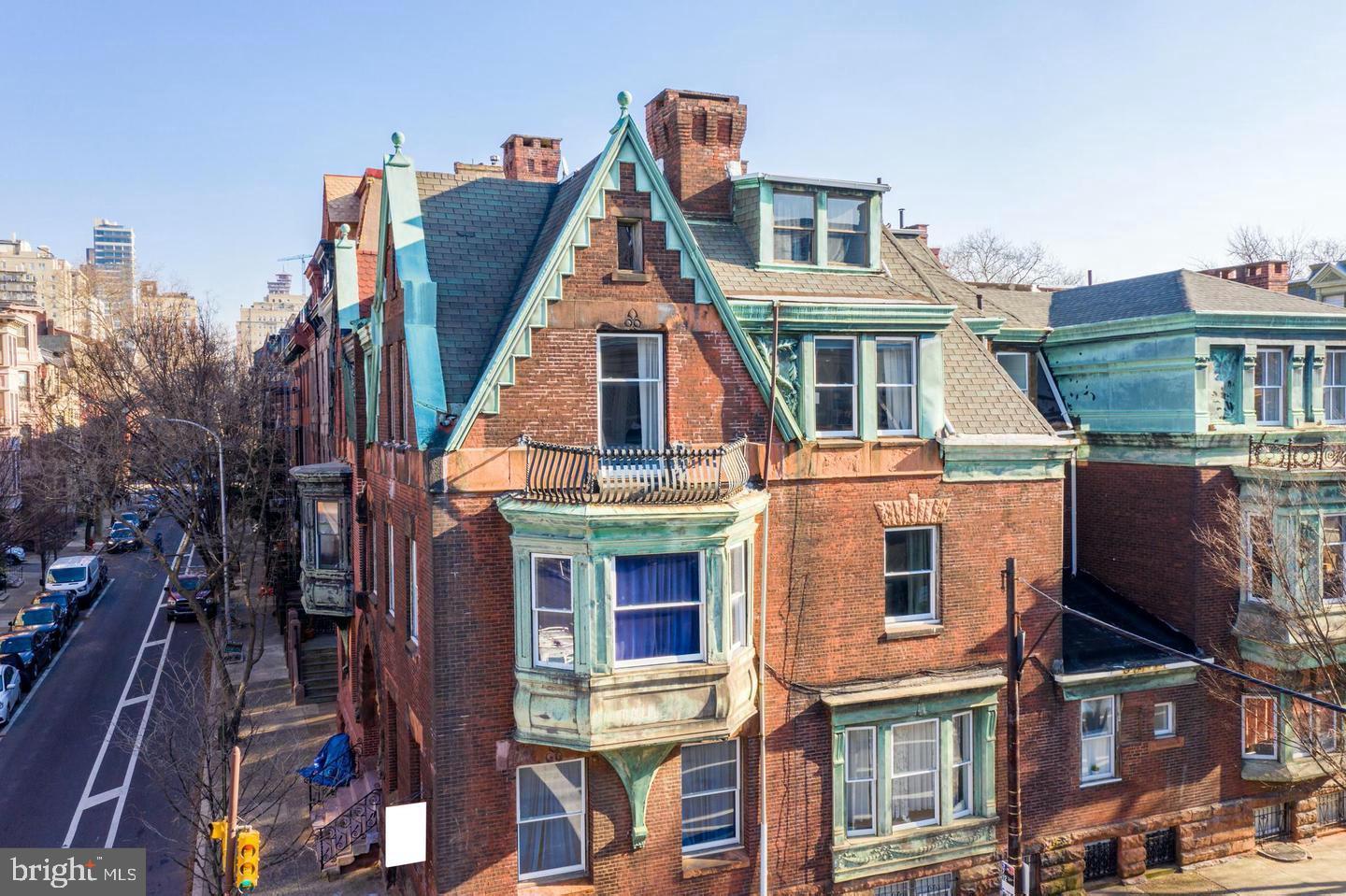 FITLER SQUARE - Commercial Sale