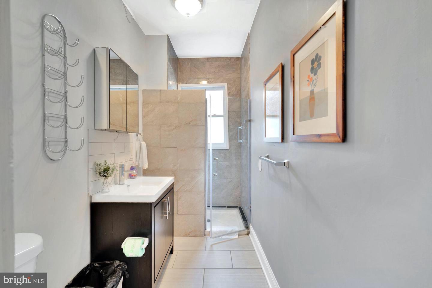 FITLER SQUARE - Commercial Sale