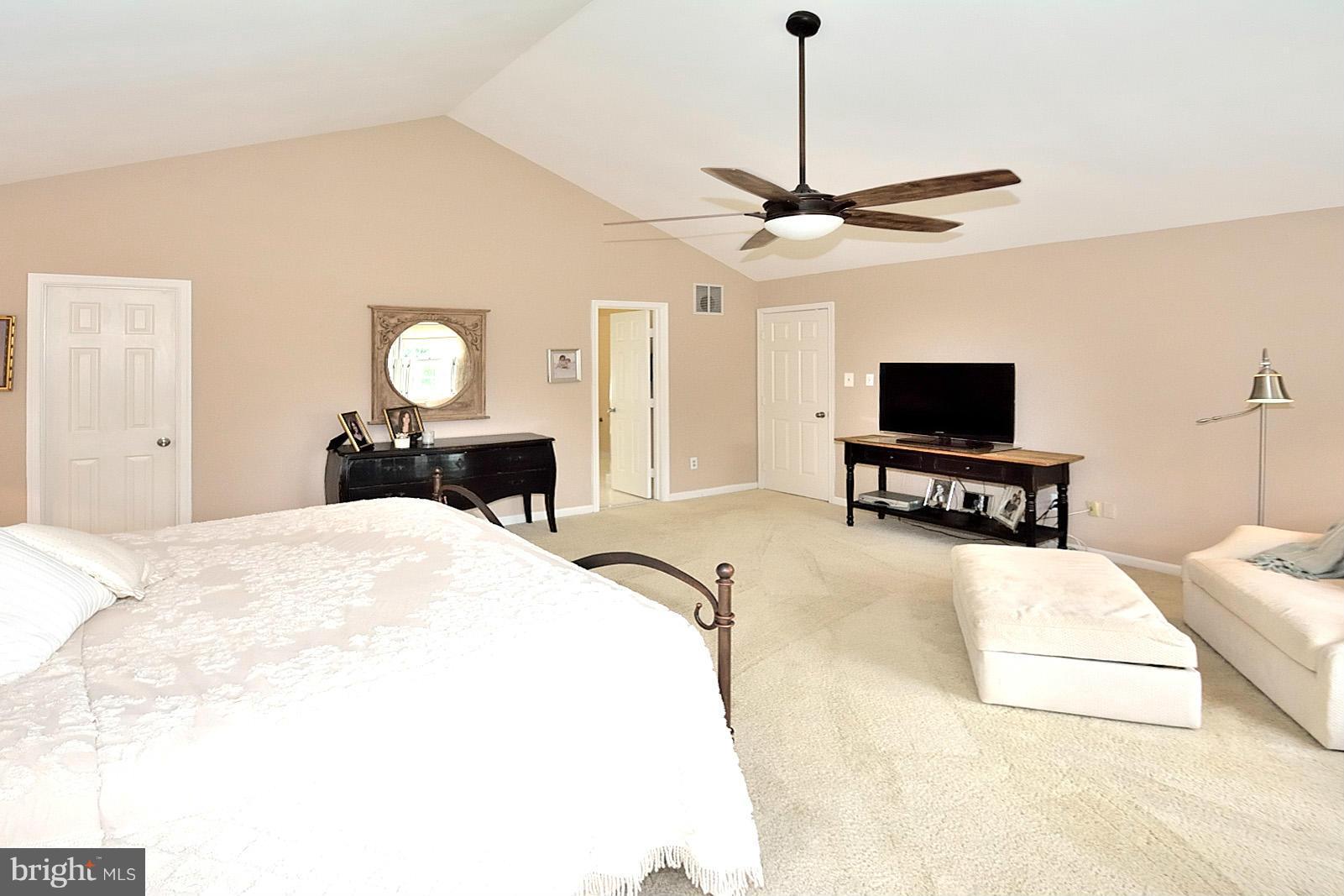 LITTLE ROCKY RUN - Residential