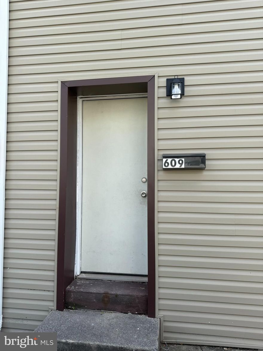 Accepts Section 8 Housing