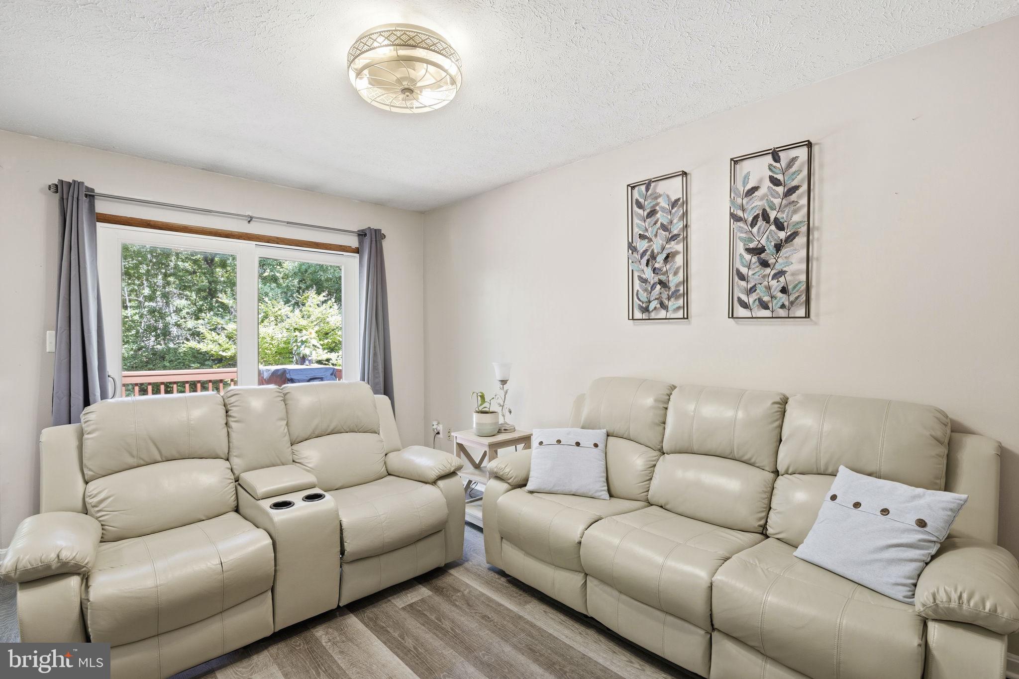 LUCKY PROPERTY - Residential