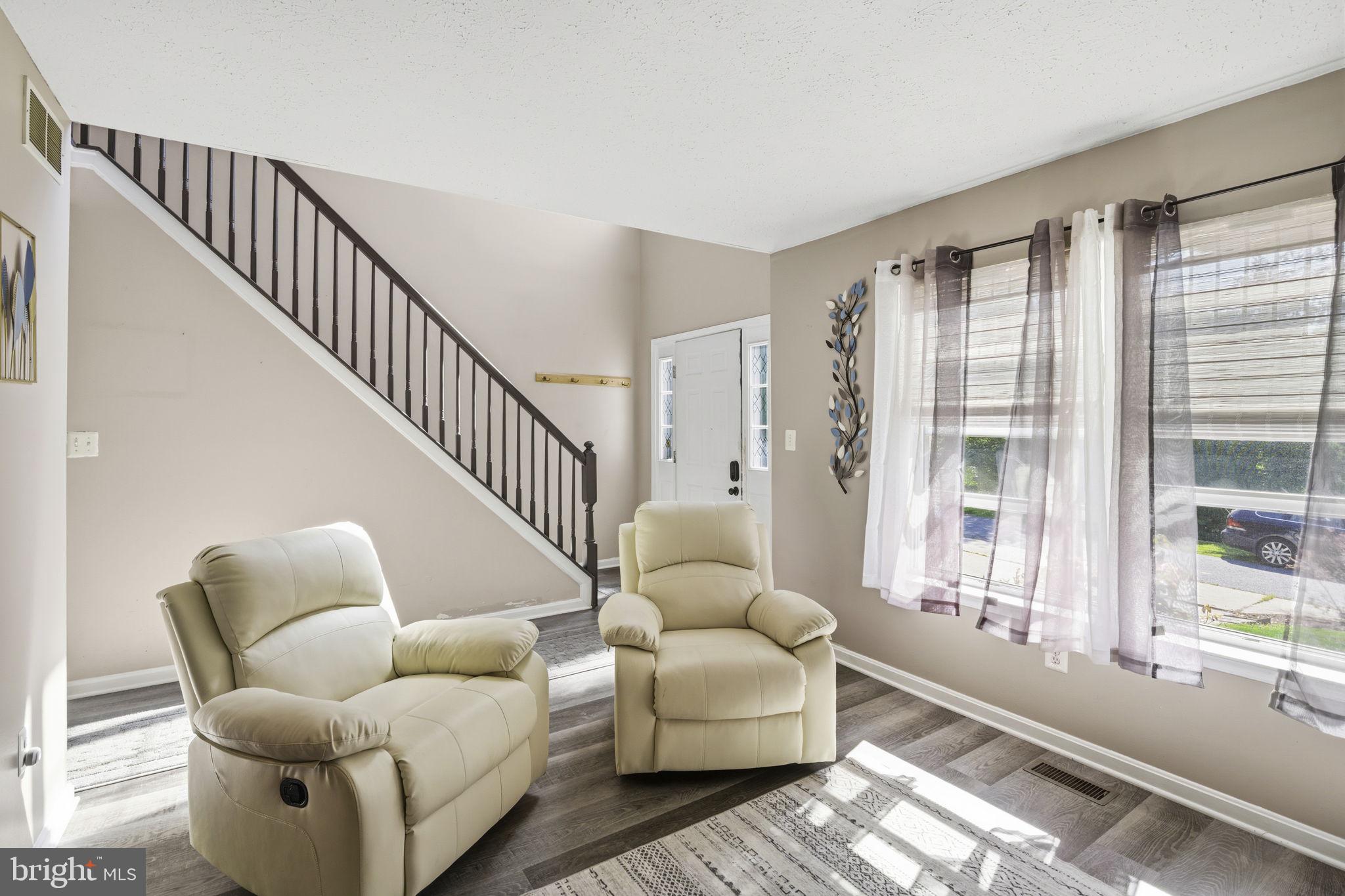 LUCKY PROPERTY - Residential
