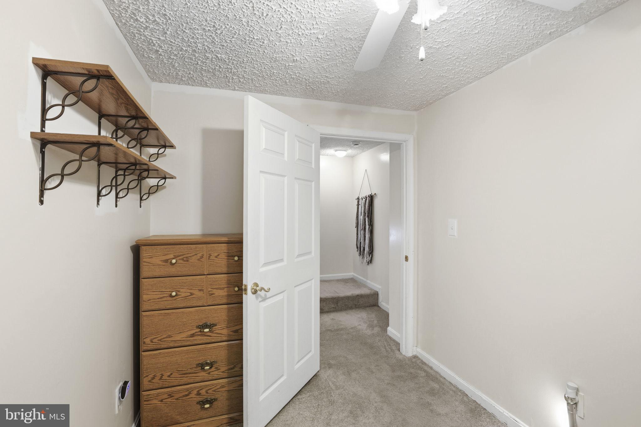 LUCKY PROPERTY - Residential
