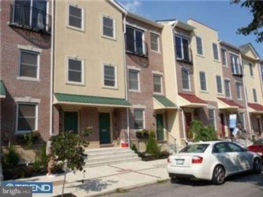 Fantastic 2 bedroom, 2 bath condo for rent! EZ one-level living and private garage parking! Boasting modern amenities including granite countertops, stainless appliances, 9' ceilings and lots of windows providing an abundance of natural sunlight. Beautiful hardwood flooring and a large Chef's kitchen. This home is close to Center City and all major public transportation lines. Located on Brown St (just 2 blocks north of Spring Garden) between 7th and 8th Streets. Must use attached rental application.