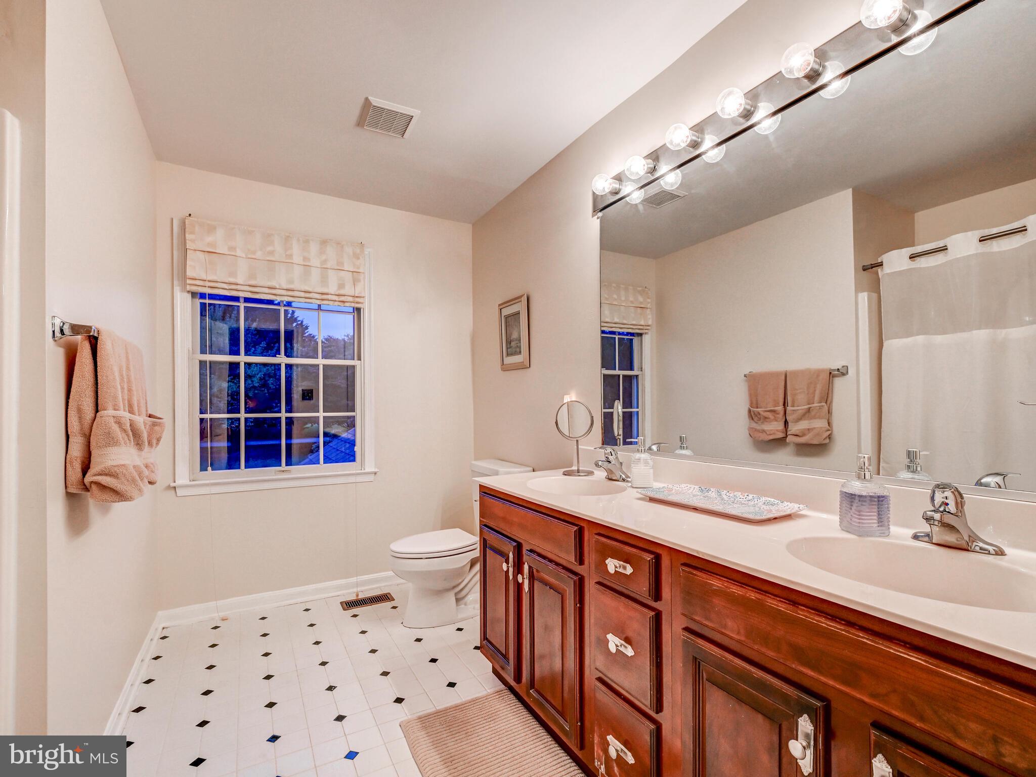 FREELAND - Residential