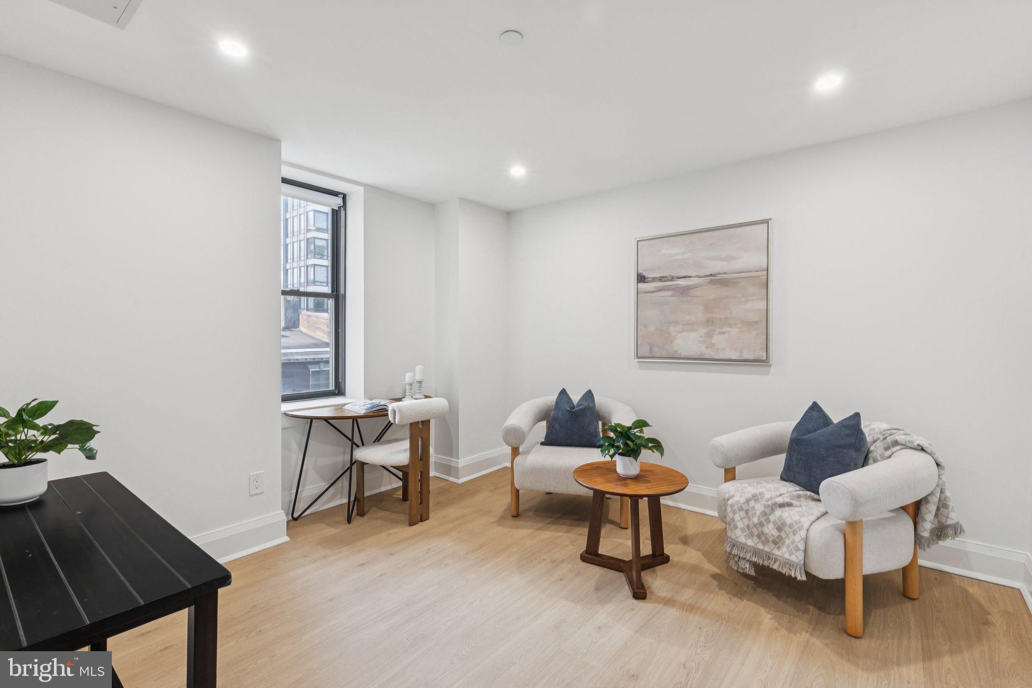 RITTENHOUSE SQUARE - Residential Lease