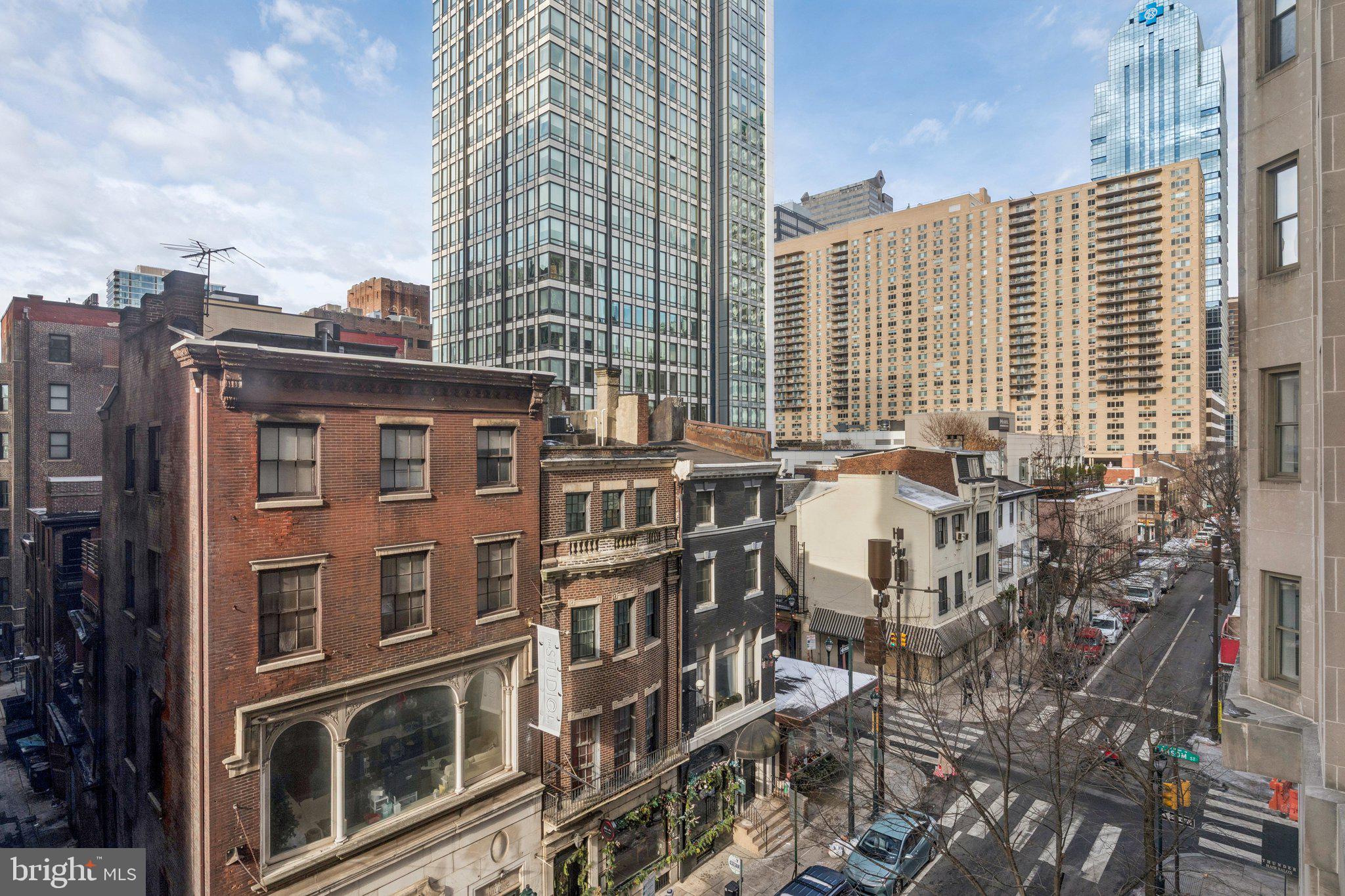 RITTENHOUSE SQUARE - Residential Lease
