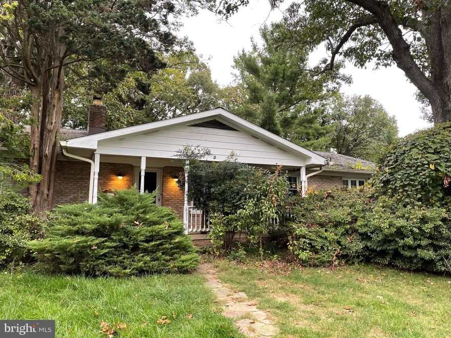 DO NOT MISS THIS WONDERFUL OPPORTUNITY TO  CREATE YOUR DREAM HOME!   SOLID ALL BRICK RAMBLER OFFERING PLENTY OF ROOM TO SPREAD OUT!  BOASTING GENEROUSLY SIZED BEDROOMS,  LIVING ROOM, DINING ROOM AND EAT IN KITCHEN WITH BREAKFAST NOOK ON THE MAIN LEVEL.    THE PARTIALLY FINISHED BASEMENT OFFERS A 4TH BEDROOM,  DEN,  SPACIOUS REC-ROOM, 2ND KITCHEN AND IS ROUGH IN FOR A 3RD FULL BATHROOM.    SOME UPDATES OVER THE LAST SEVERAL YEARS; NEWER ROOF, REPLACEMENT WINDOWS, KITCHEN HAS SOME UPDATES.   WRAP AROUND DECK OFFERS LIMITED WATER VIEW......PRICED TO SELL!