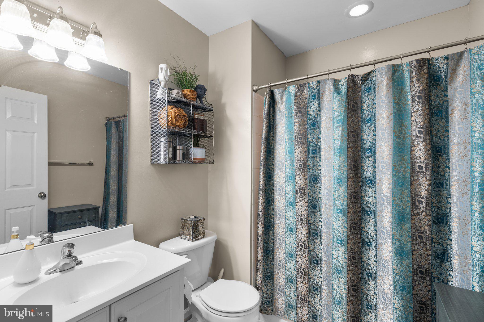 PORT POTOMAC - Residential