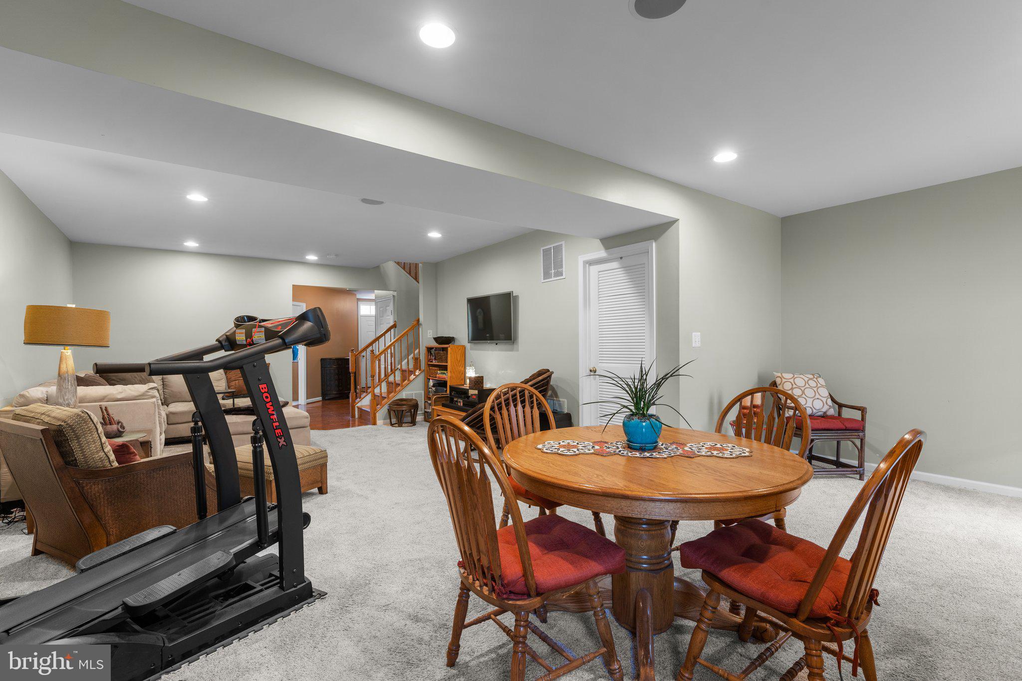 PORT POTOMAC - Residential