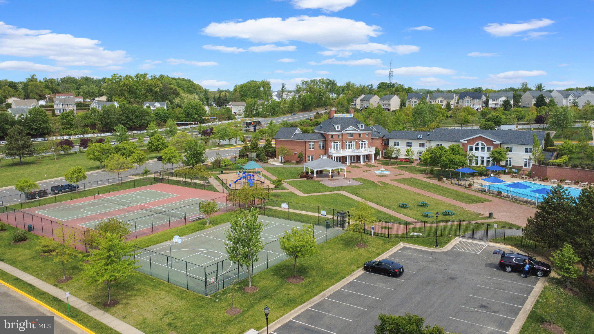 PORT POTOMAC - Residential